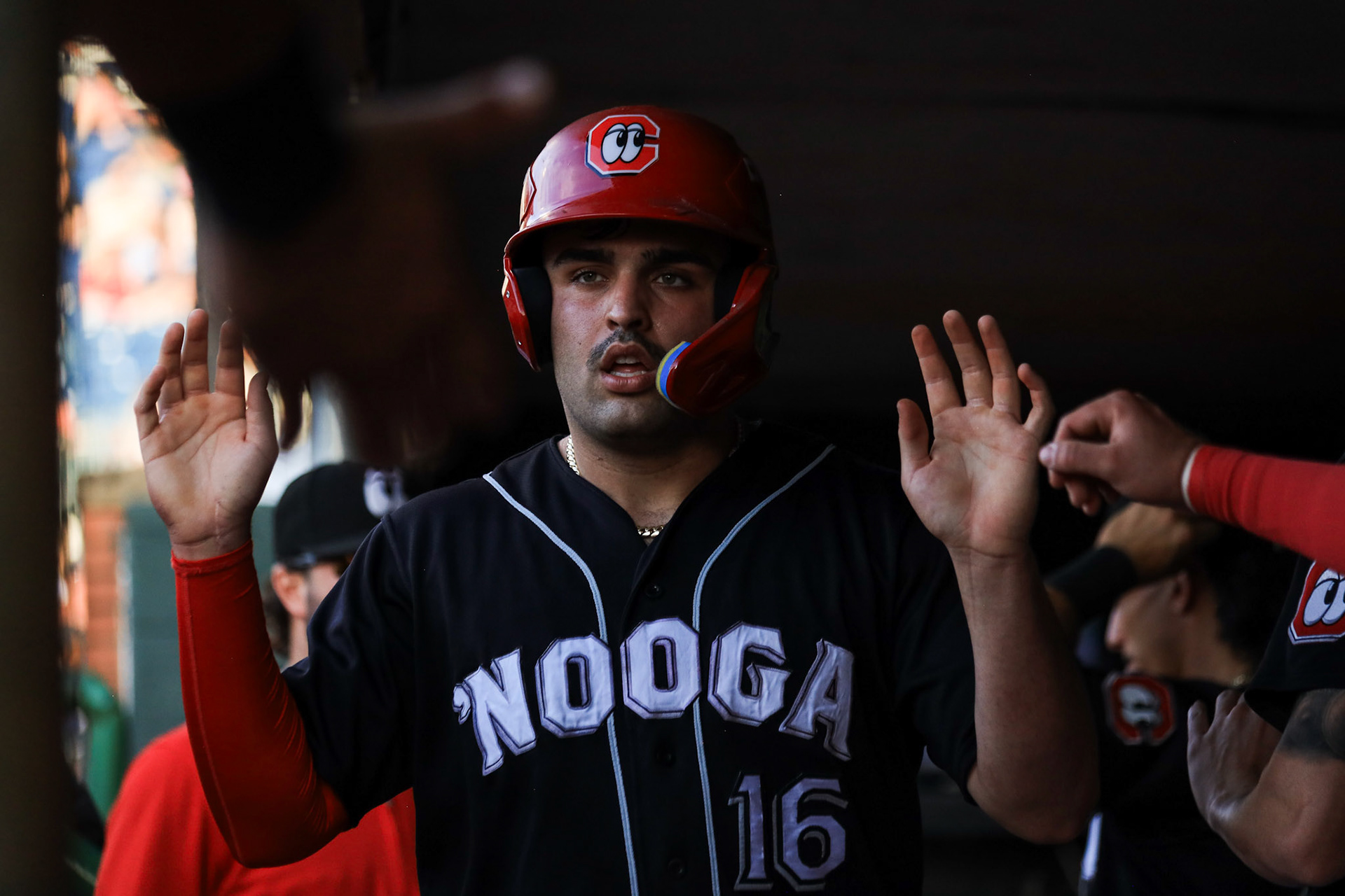 Lookouts vs. Smokies 5.6 - Sal Stewart dugout high-fives