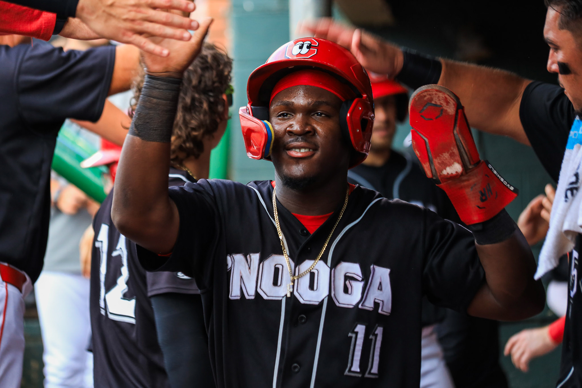 Lookouts vs. Trash Pandas 7.10 - Hector Rodriguez dugout celebration