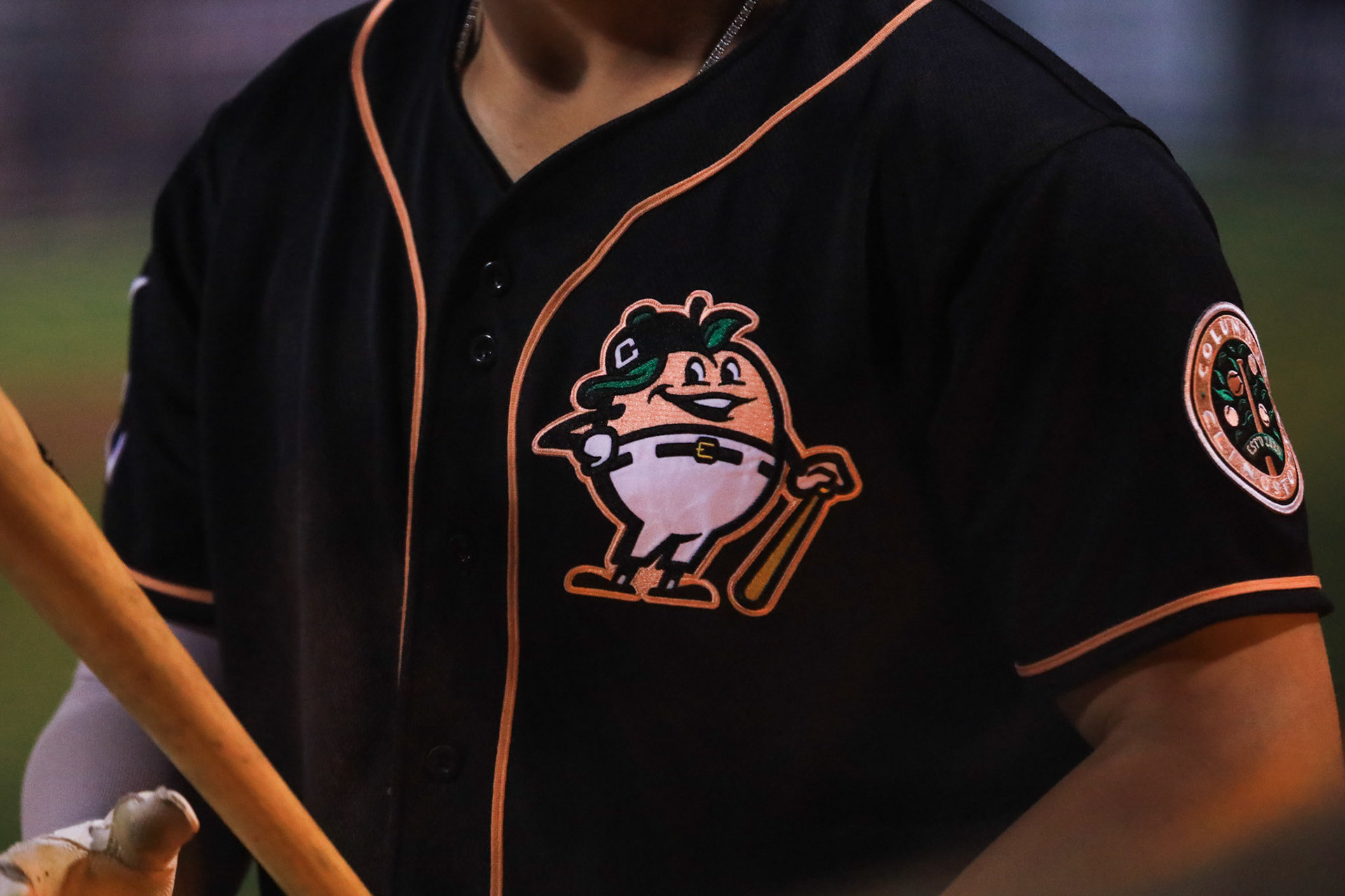 Clingstones @ Lookouts 4.25