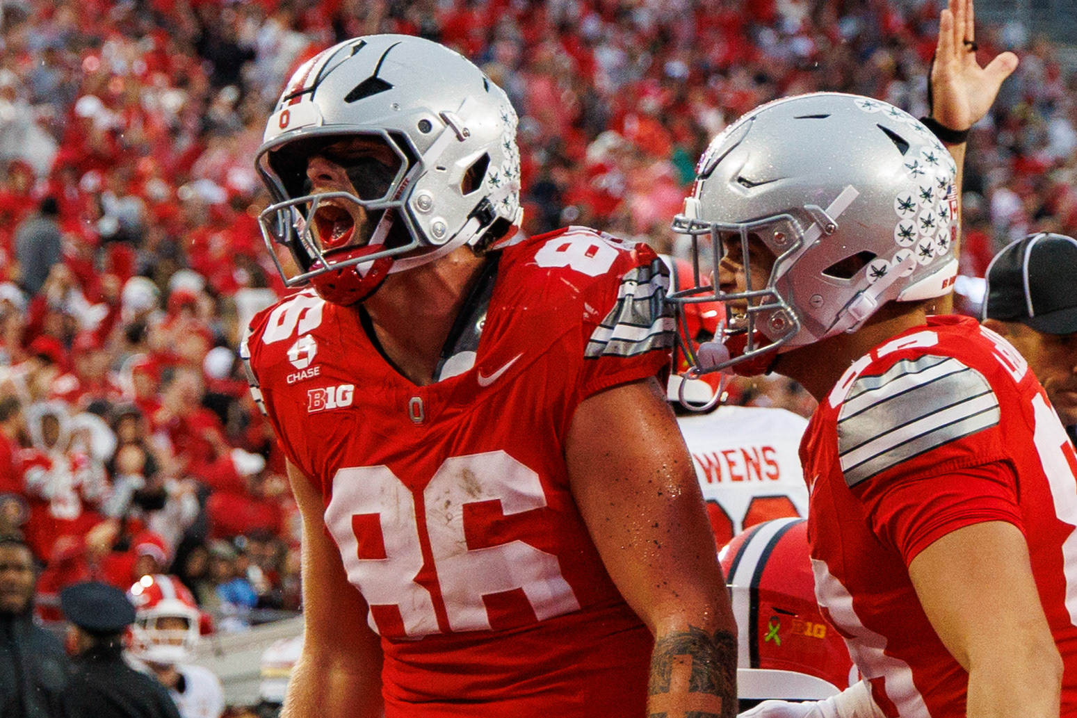 Tight end Mason Williams (86) celebrates after scoring a touchdown. The Buckeyes beat the Terrapins 45-16 on Oct. 10, 2026.
