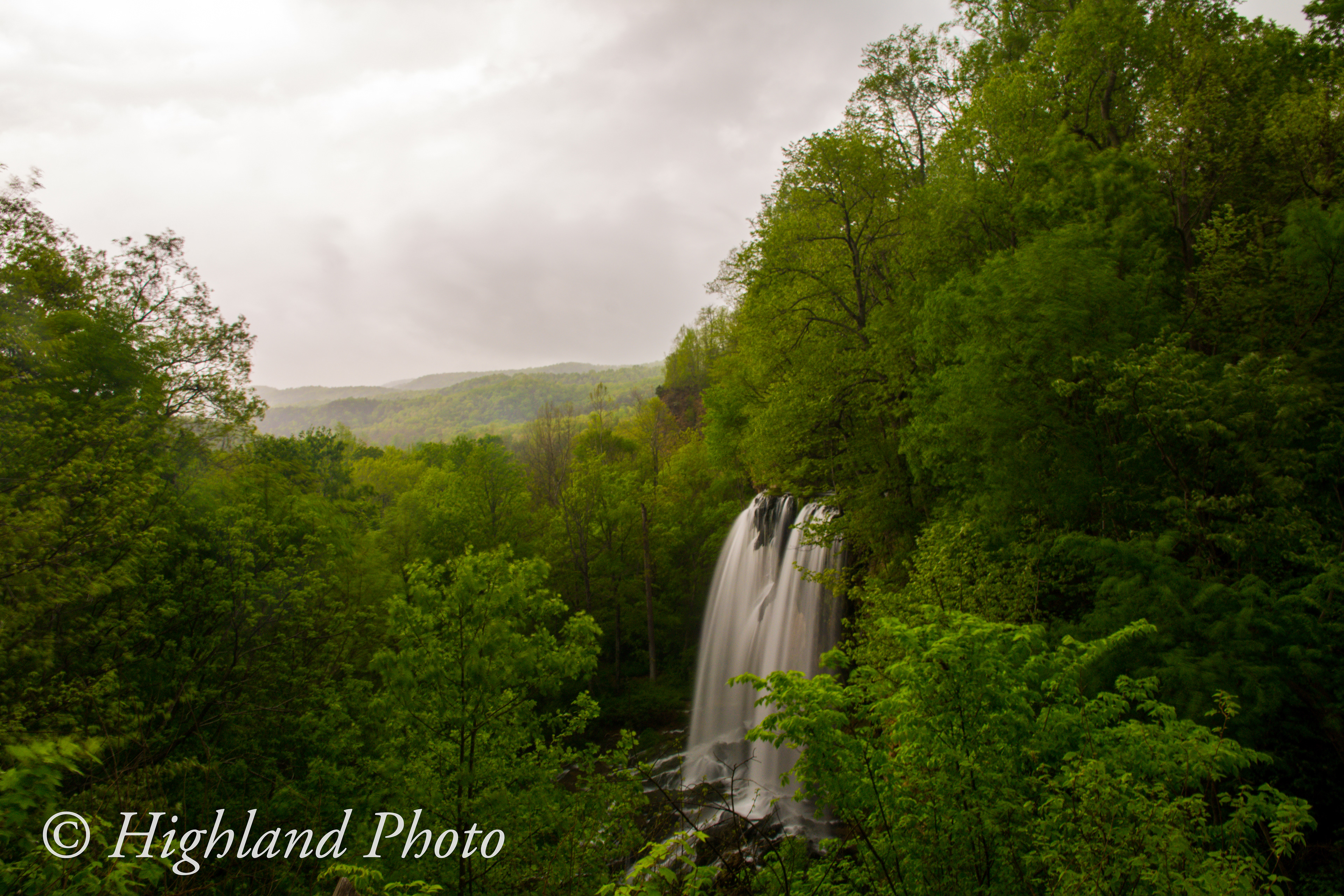 Falling Springs Falls