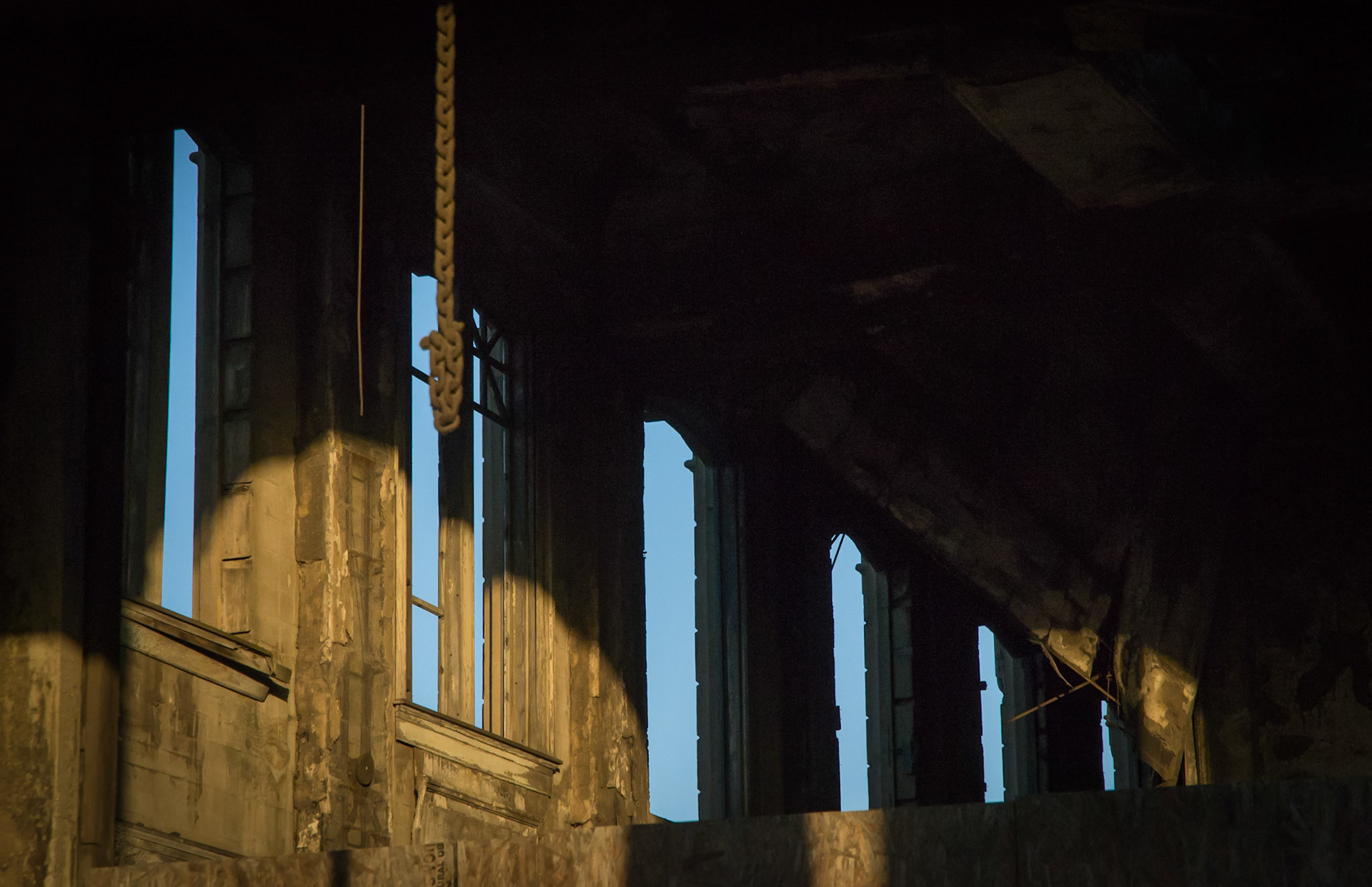 We stopped in Gary on our last trip back to Kzoo from Chicago, and checked out a few buildings.