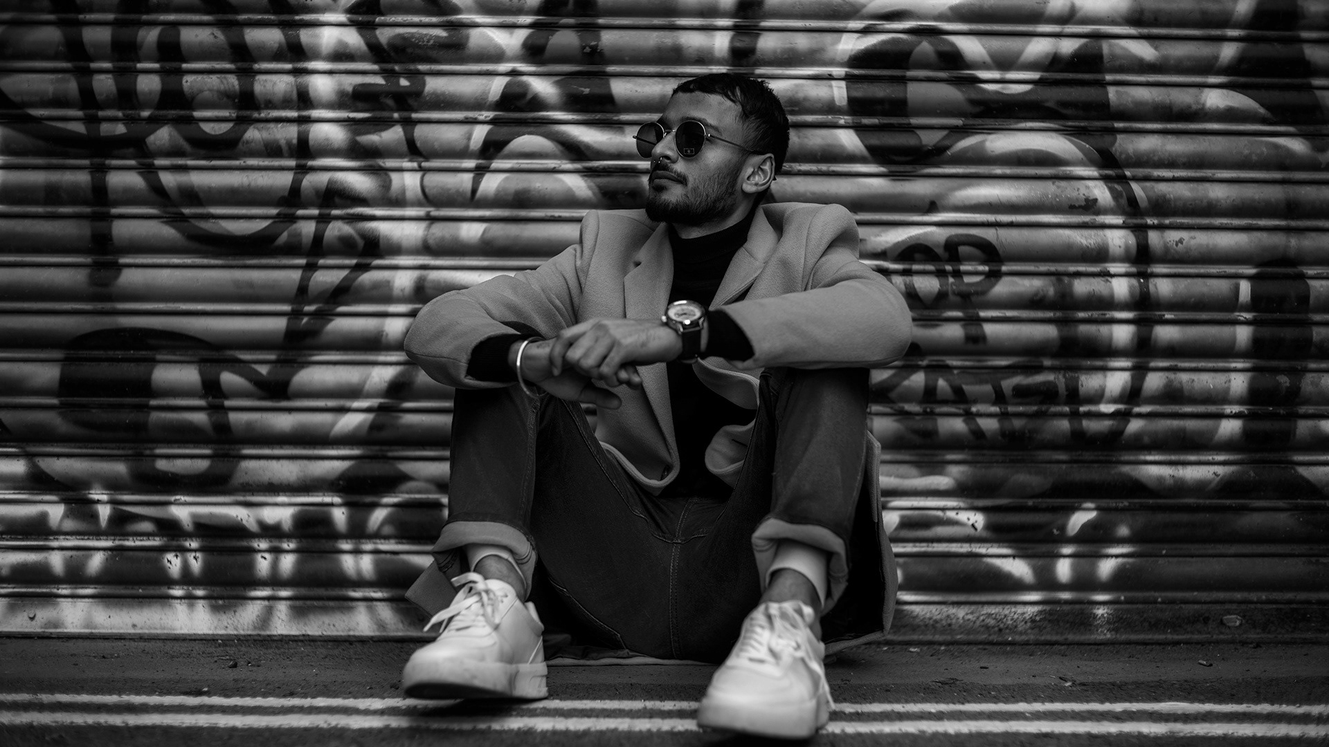 Location: London, United Kingdom Model: Devjeet Singh (2020)