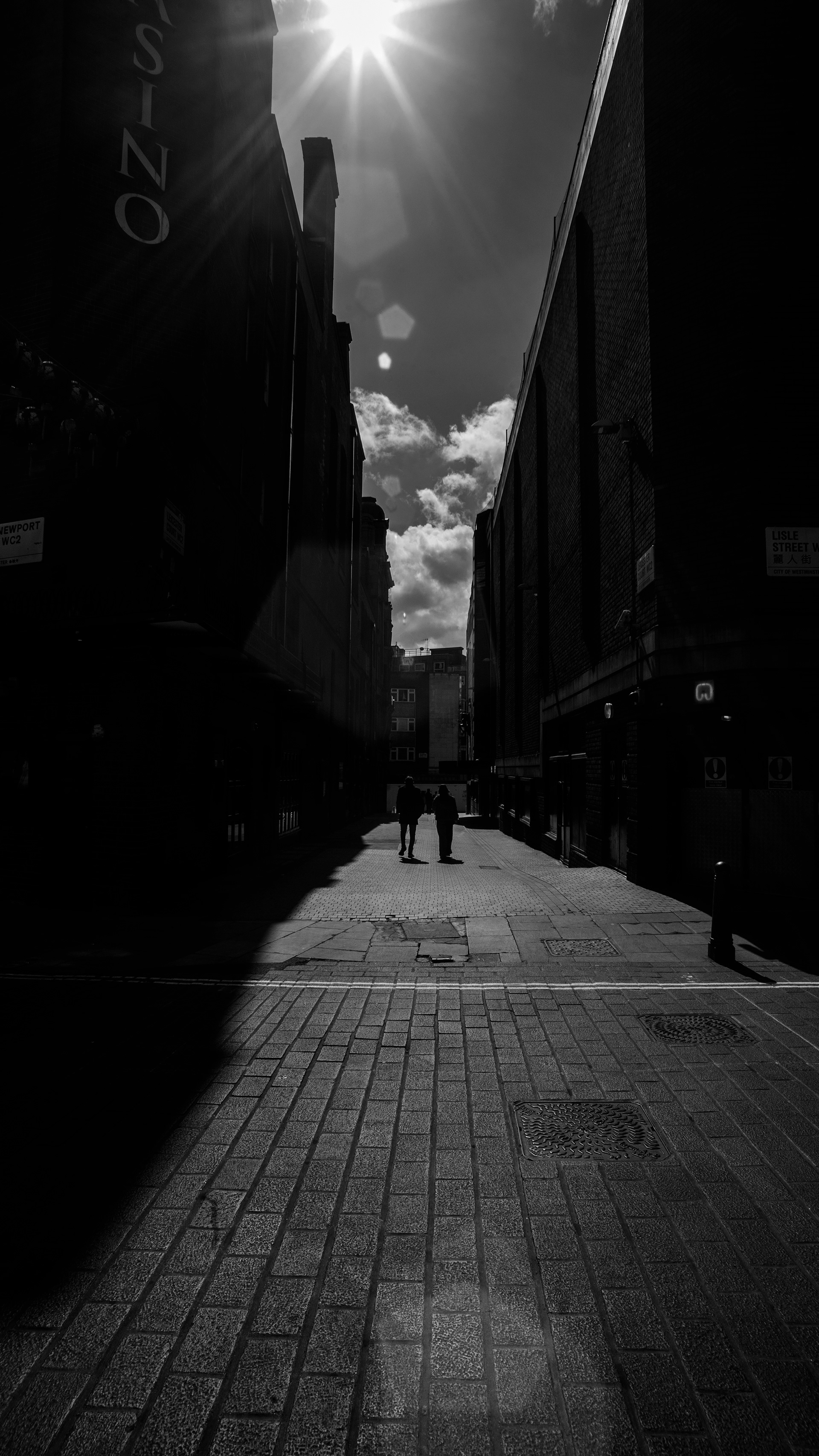 Location: London, United Kingodm (2021)
