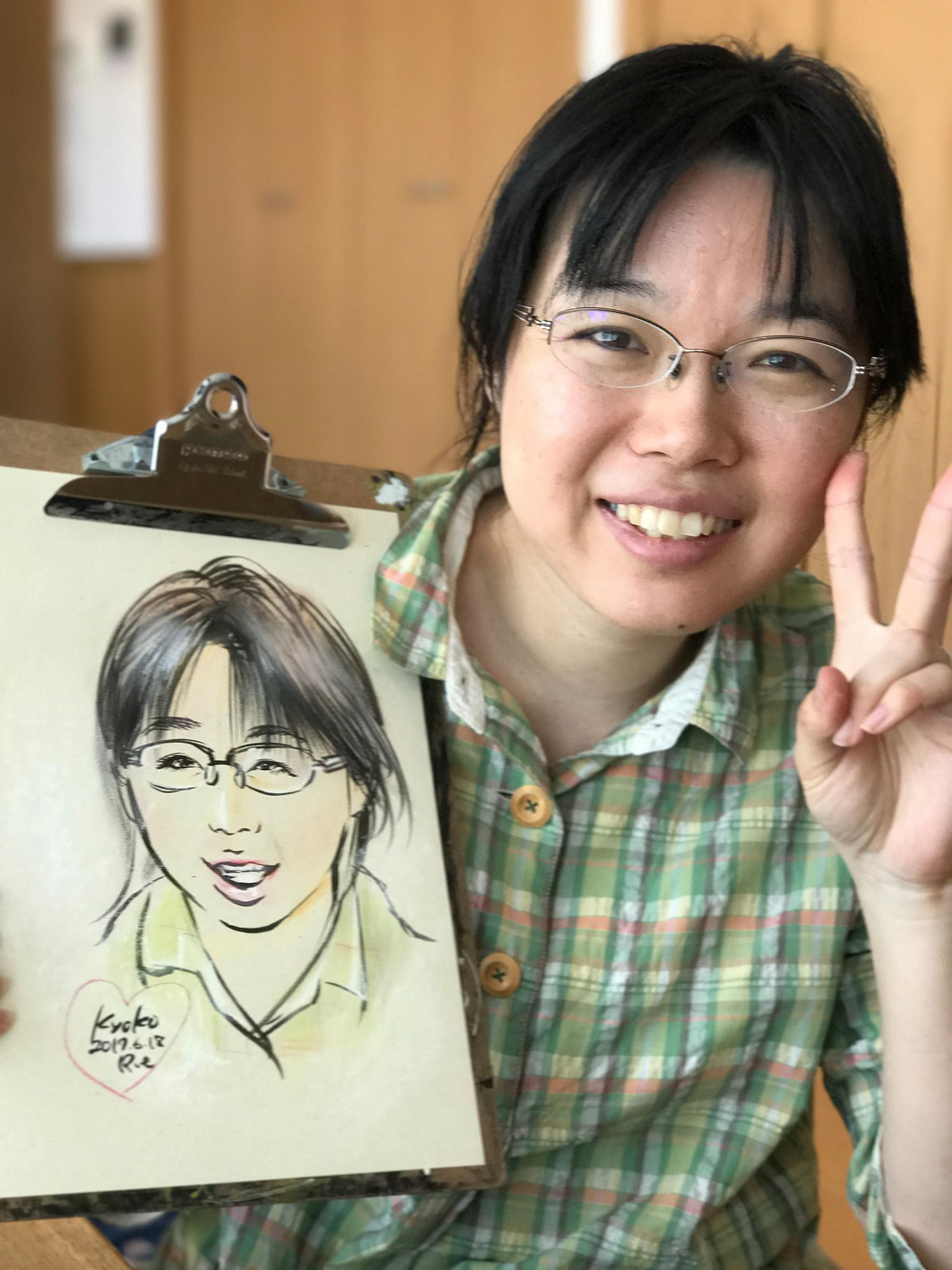 似顔絵日本一 オンライン絵画デッサン教室kotorie 講師 吉高里音 Works 似顔絵 速描き