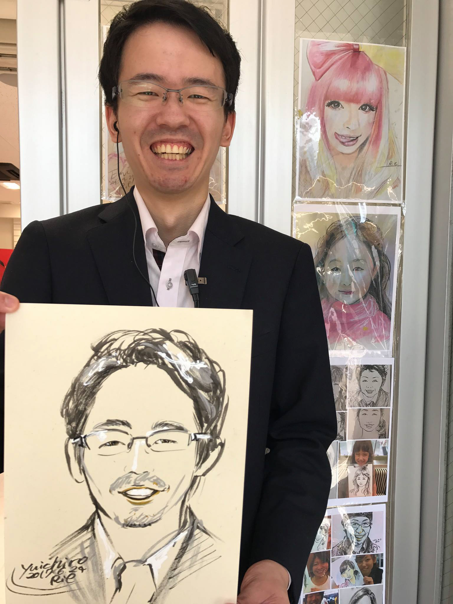 似顔絵日本一 オンライン絵画デッサン教室kotorie 講師 吉高里音 Works 似顔絵 速描き