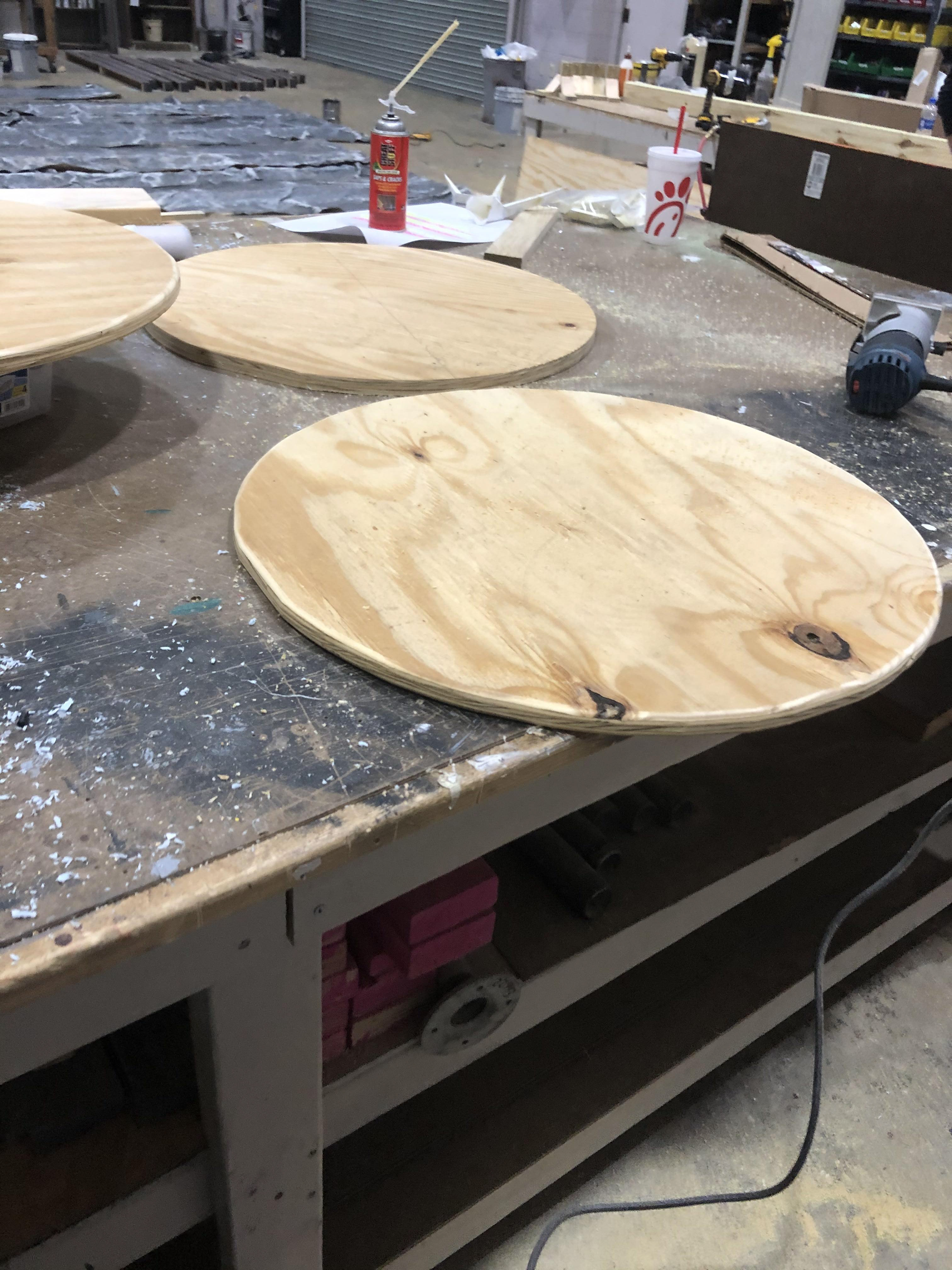 Cut plywood circles on tablesaw for "stretcher".