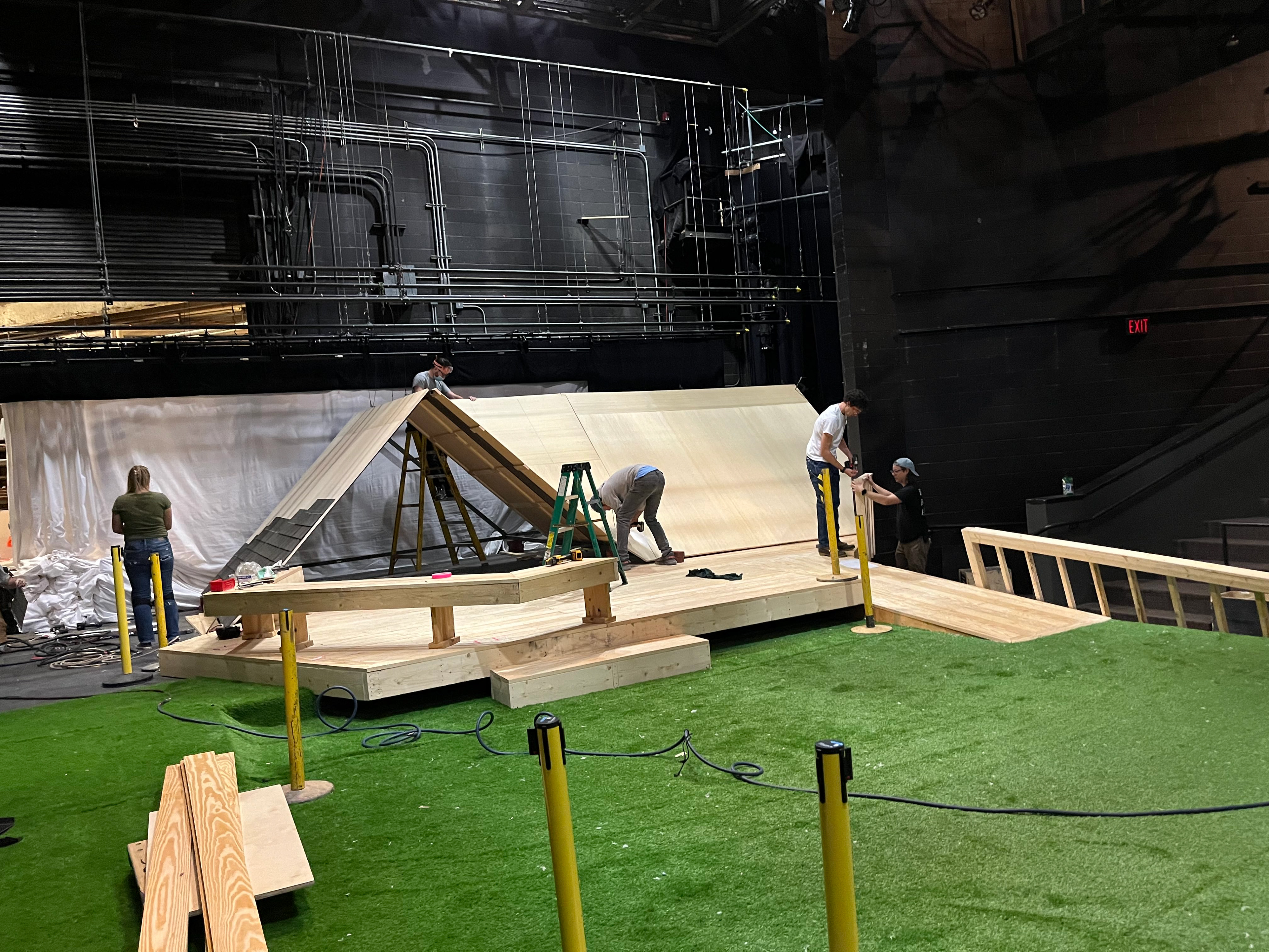 The steel structure of the ceiling from 'Misery' was modified and covered with shingles to be reused for this production.