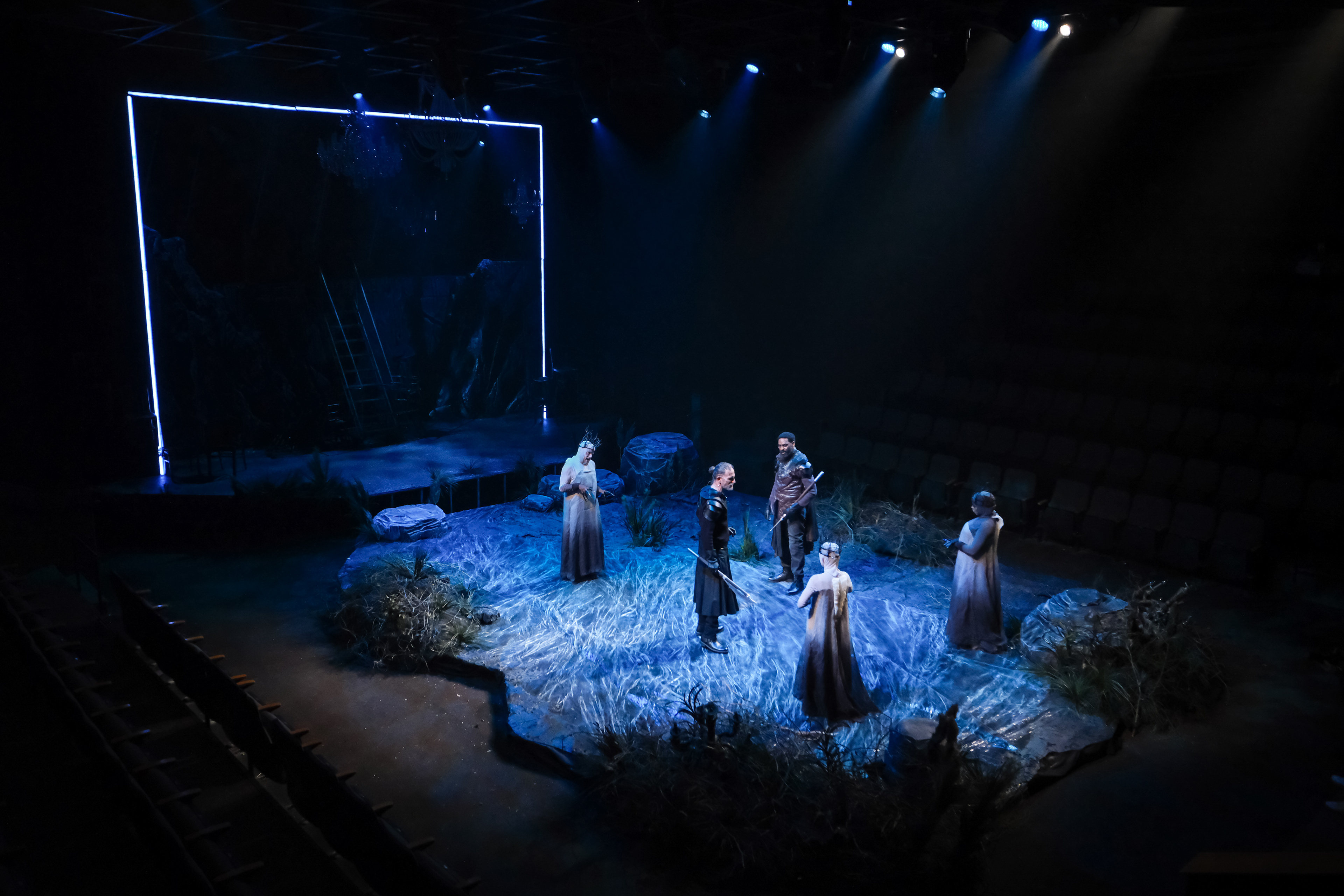 Photo by: Huth Photo