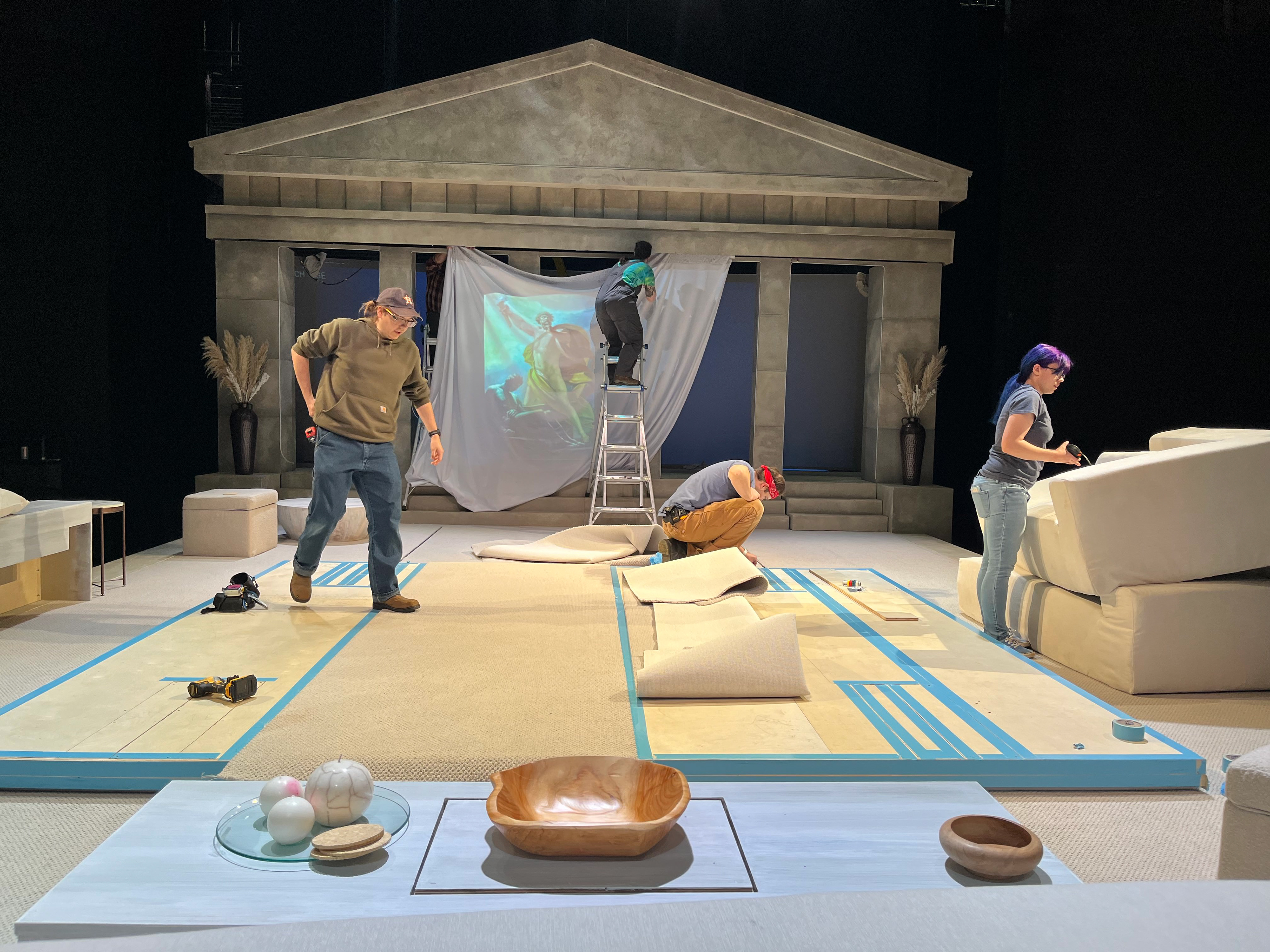 Loading the screen in the drop box & adding carpet to the living room wagon.