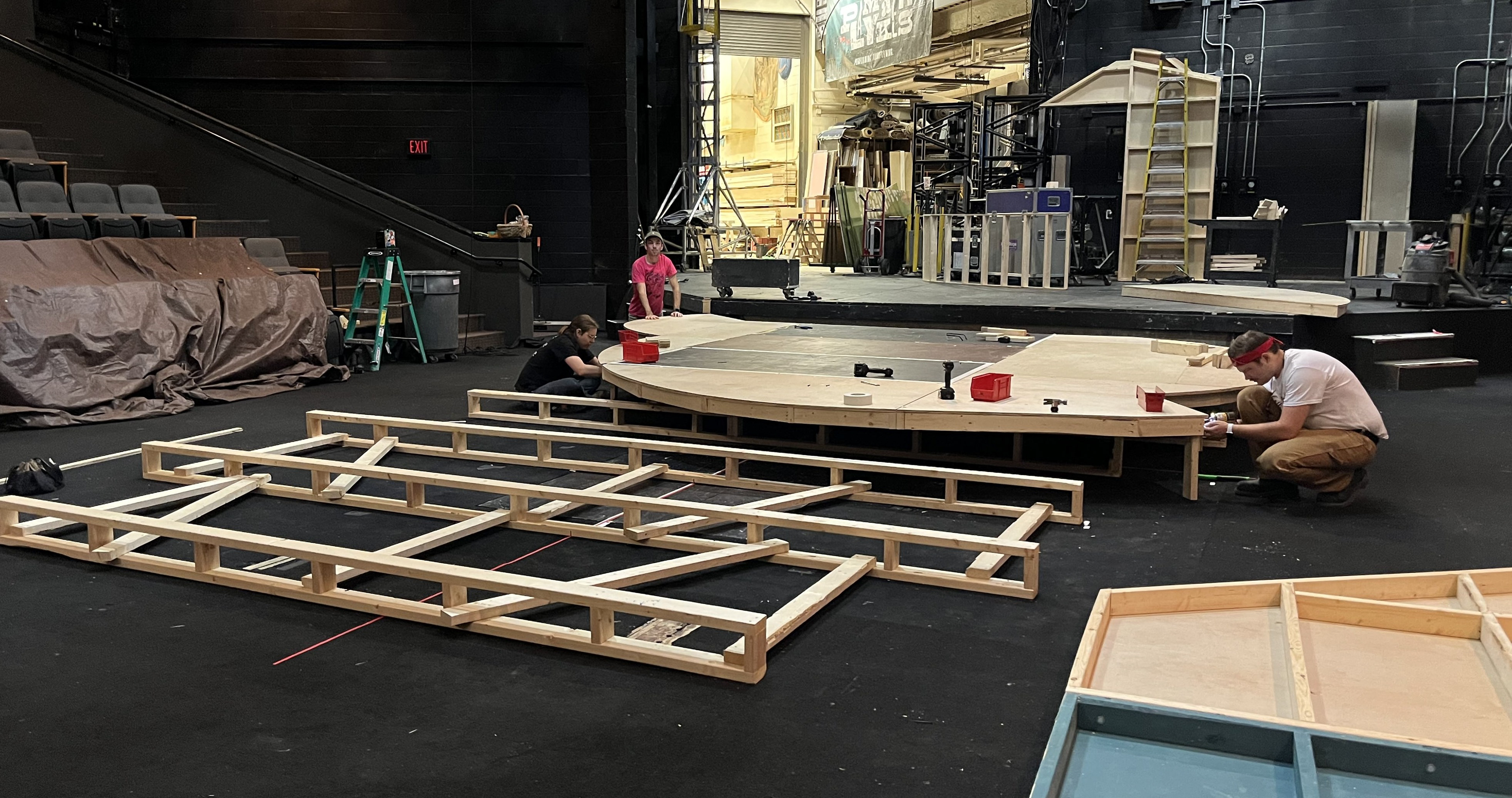 Drafting for platform load-in linked above.