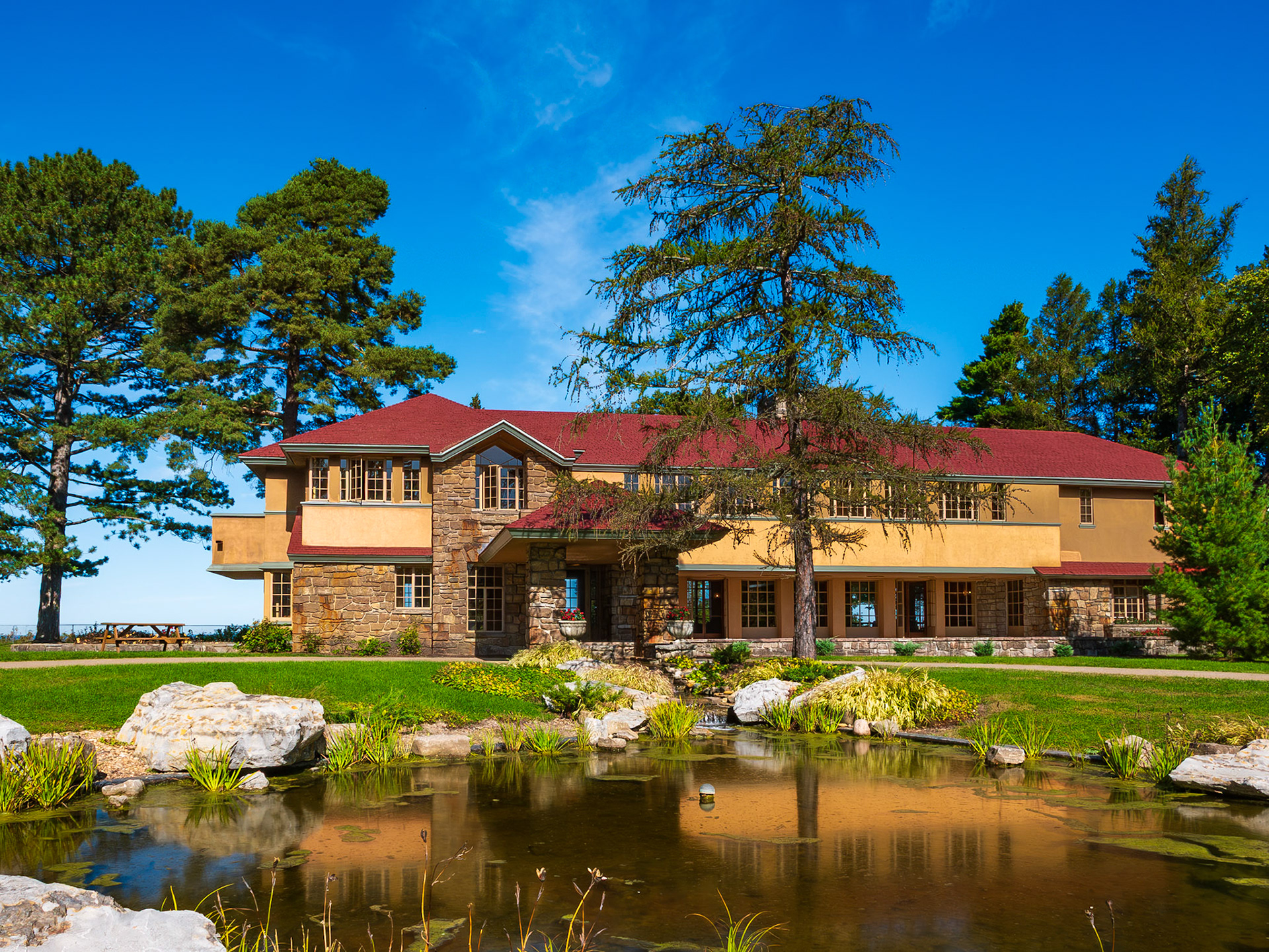 Graycliff, Derby, NY