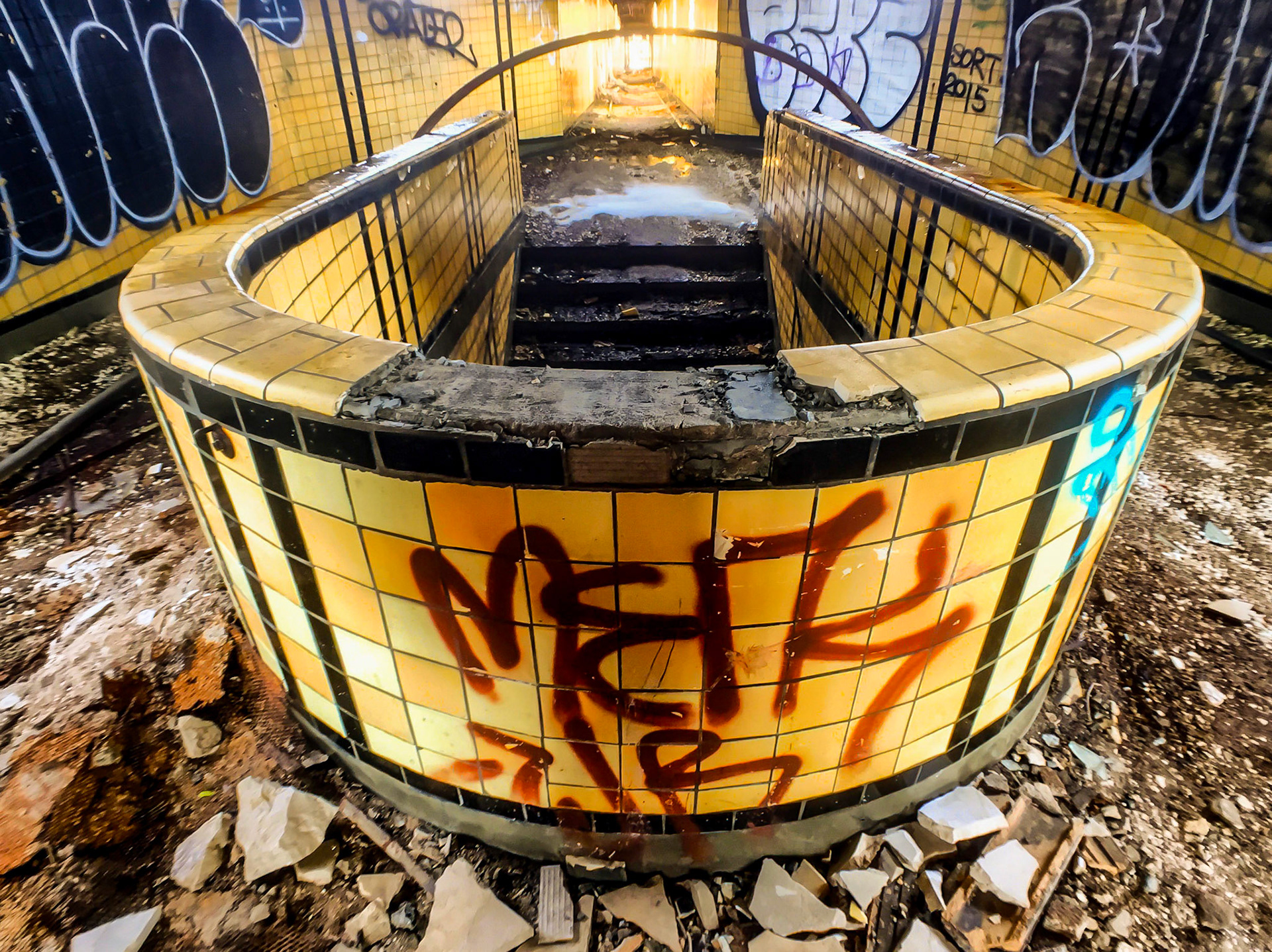 To Trains, Buffalo, NY (2016)