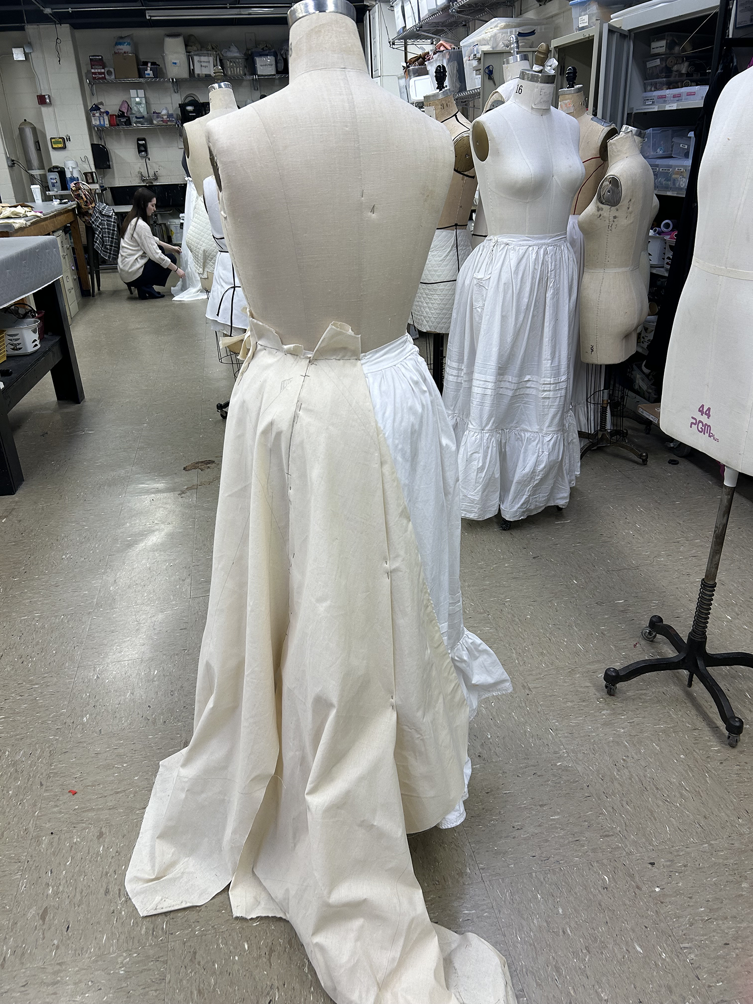 Draping Back
