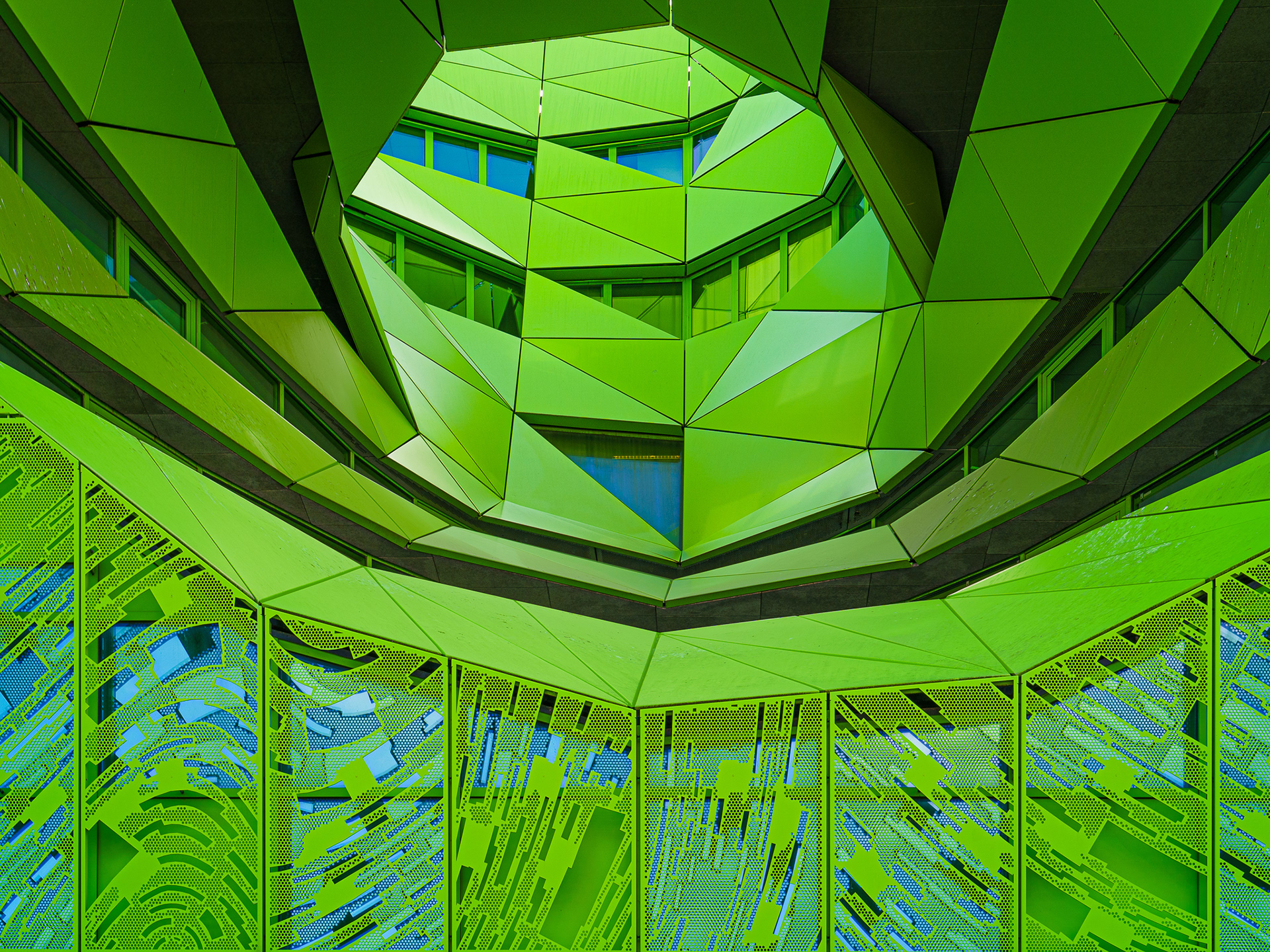 The Green Cube 