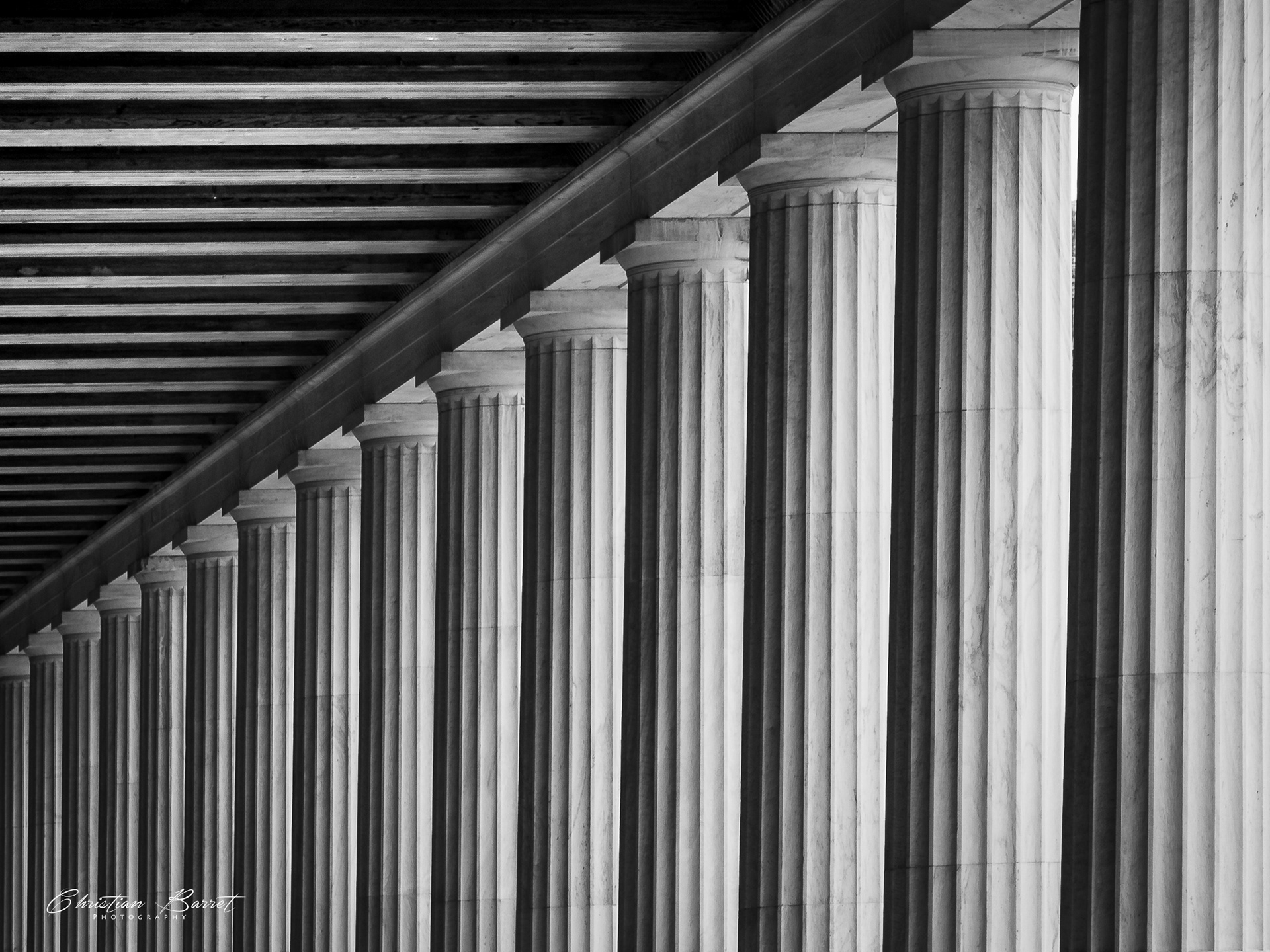 Mesmerizing columns