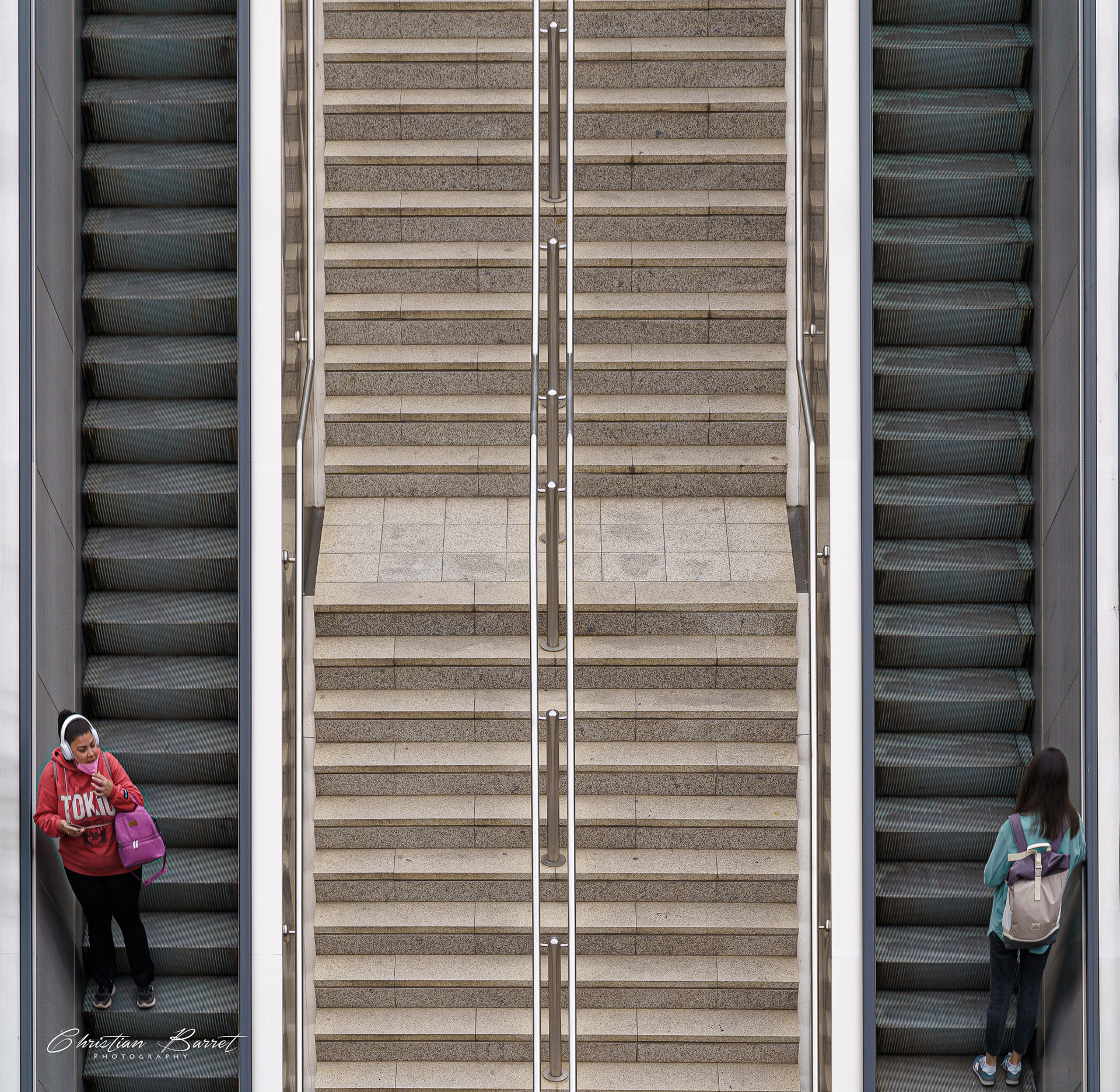 Escalators vs stairs 2-0