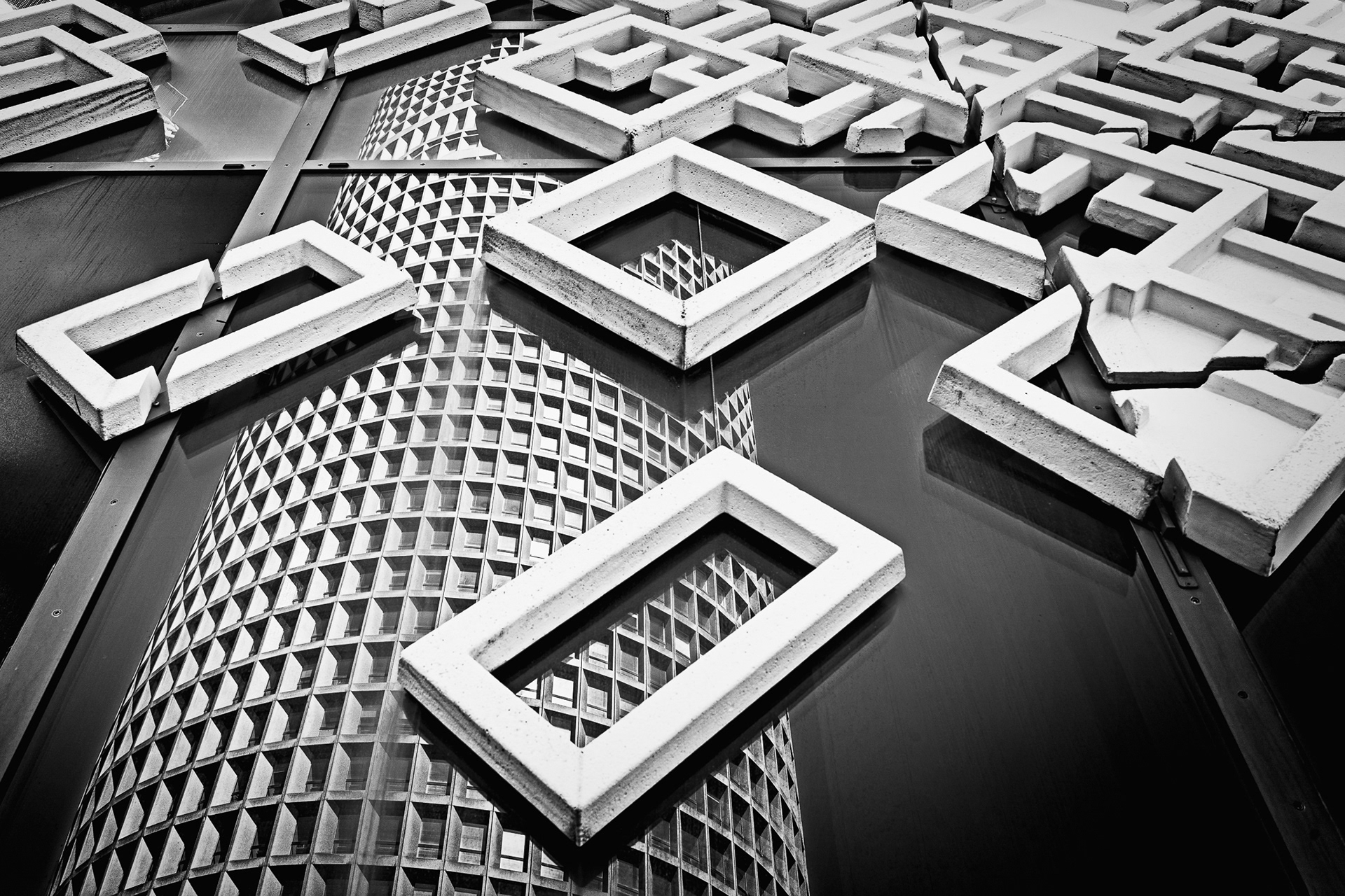 Frames or windows everywhere !