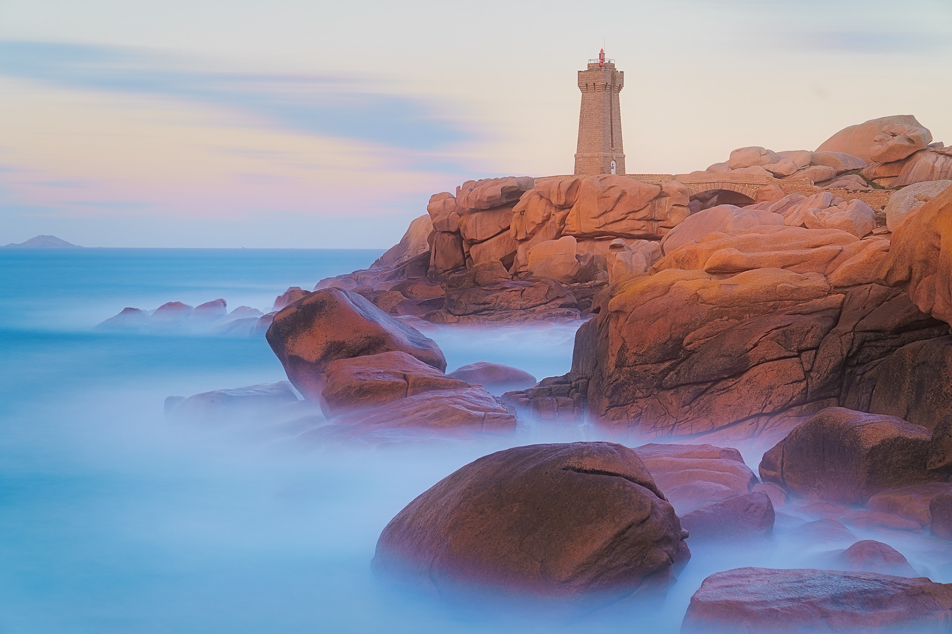 Ploumanac'h - The lighthouse