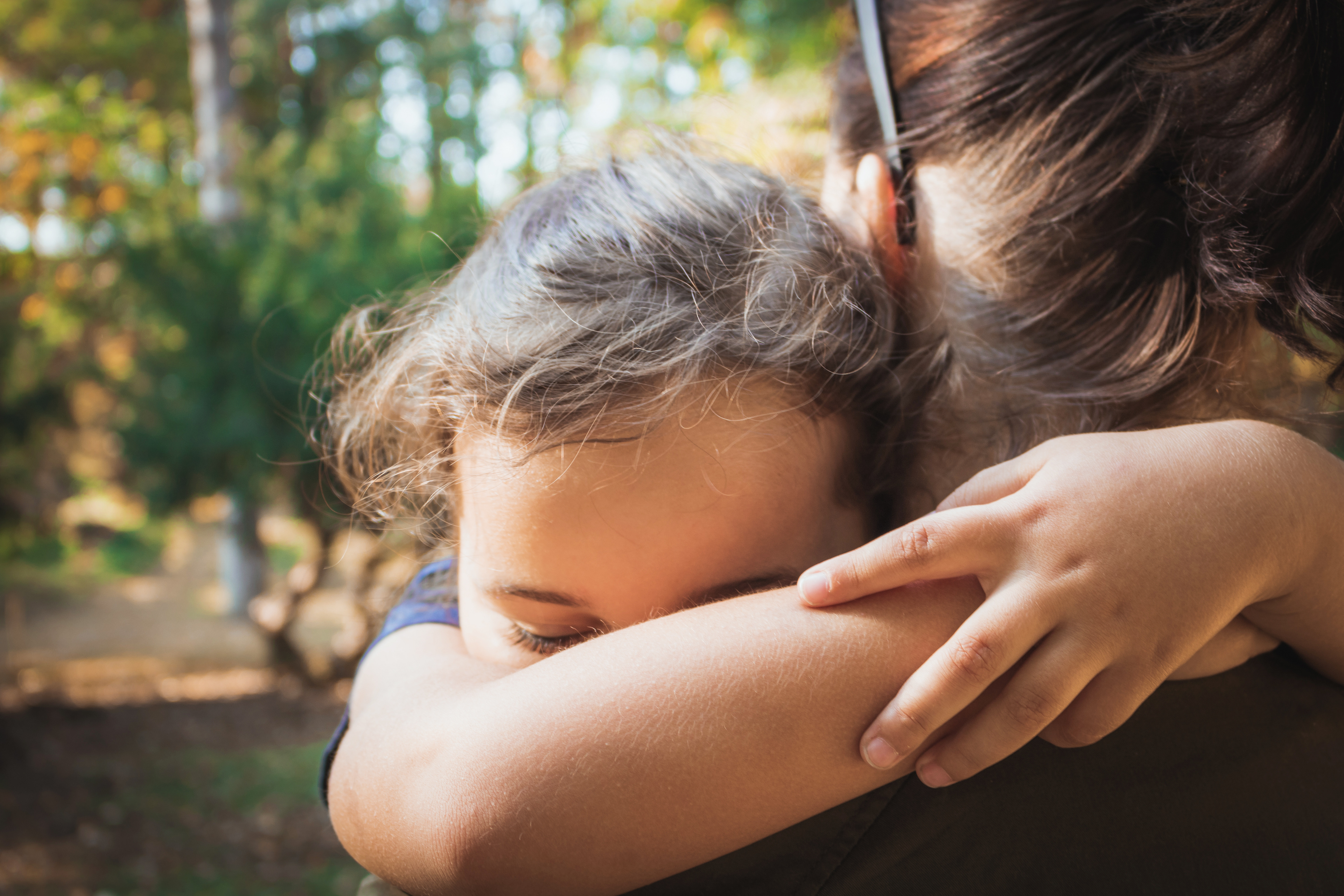 la sophrologie pour développer son intelligence émotionnelle, dès l'enfance - dans la confiance avec ses parents, dans la sécurité, leur amour