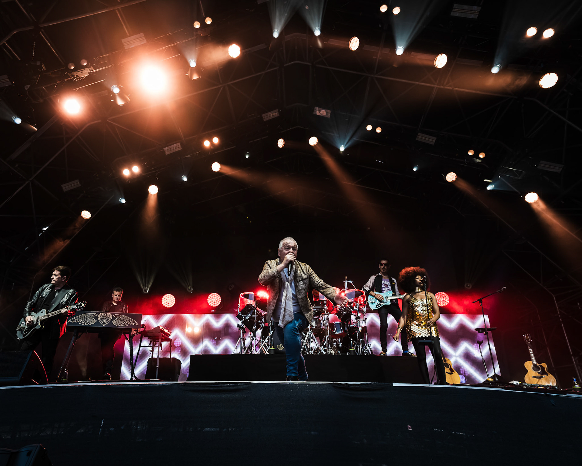 SIMPLE MINDS @ LIVE AT LINCOLN CASTLE