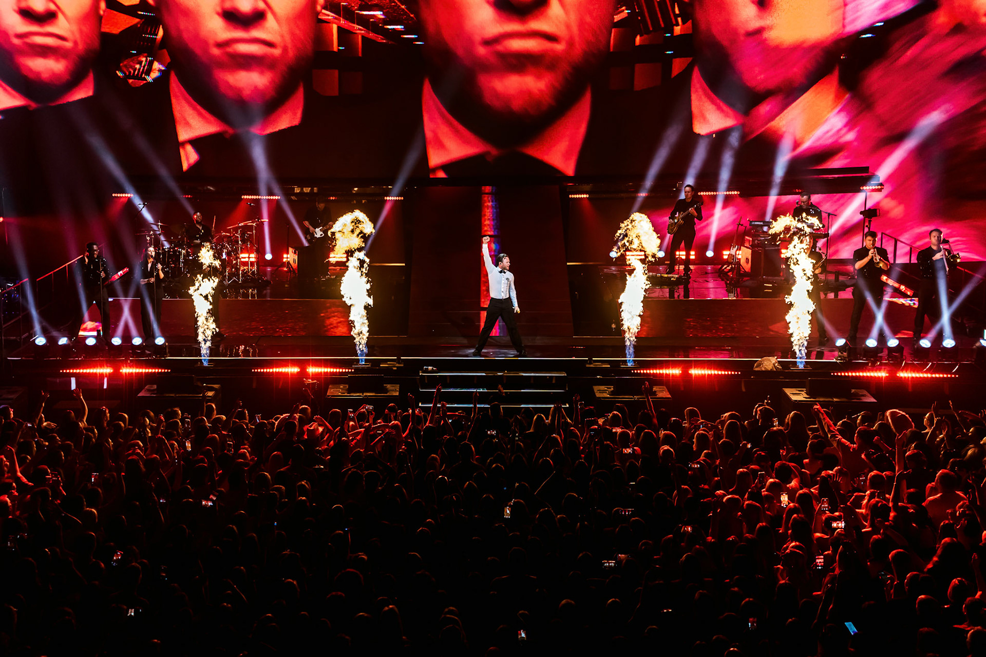 OLLY MURS