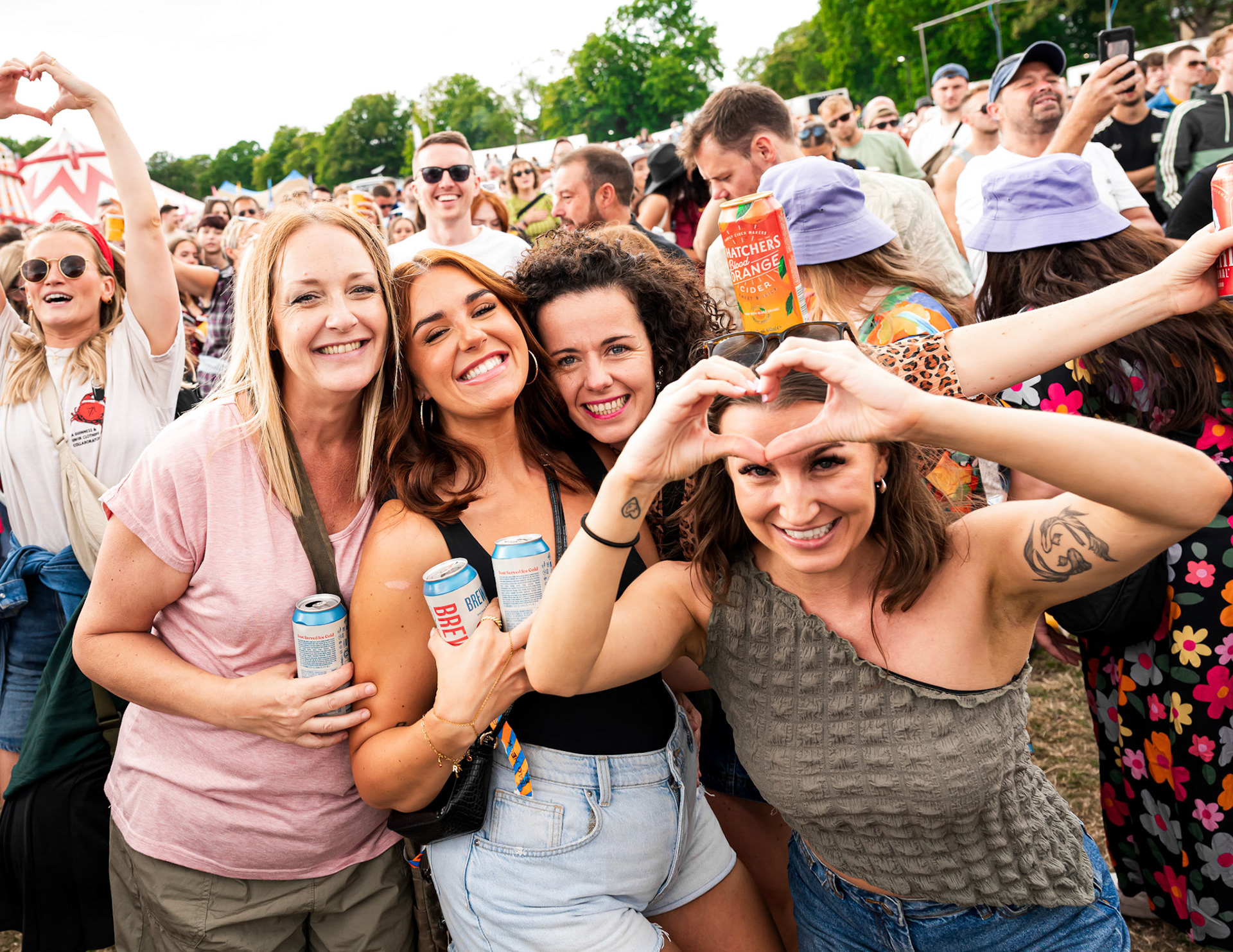 CROWD @ TRAMLINES (NATASHA BEDINGFIELD)