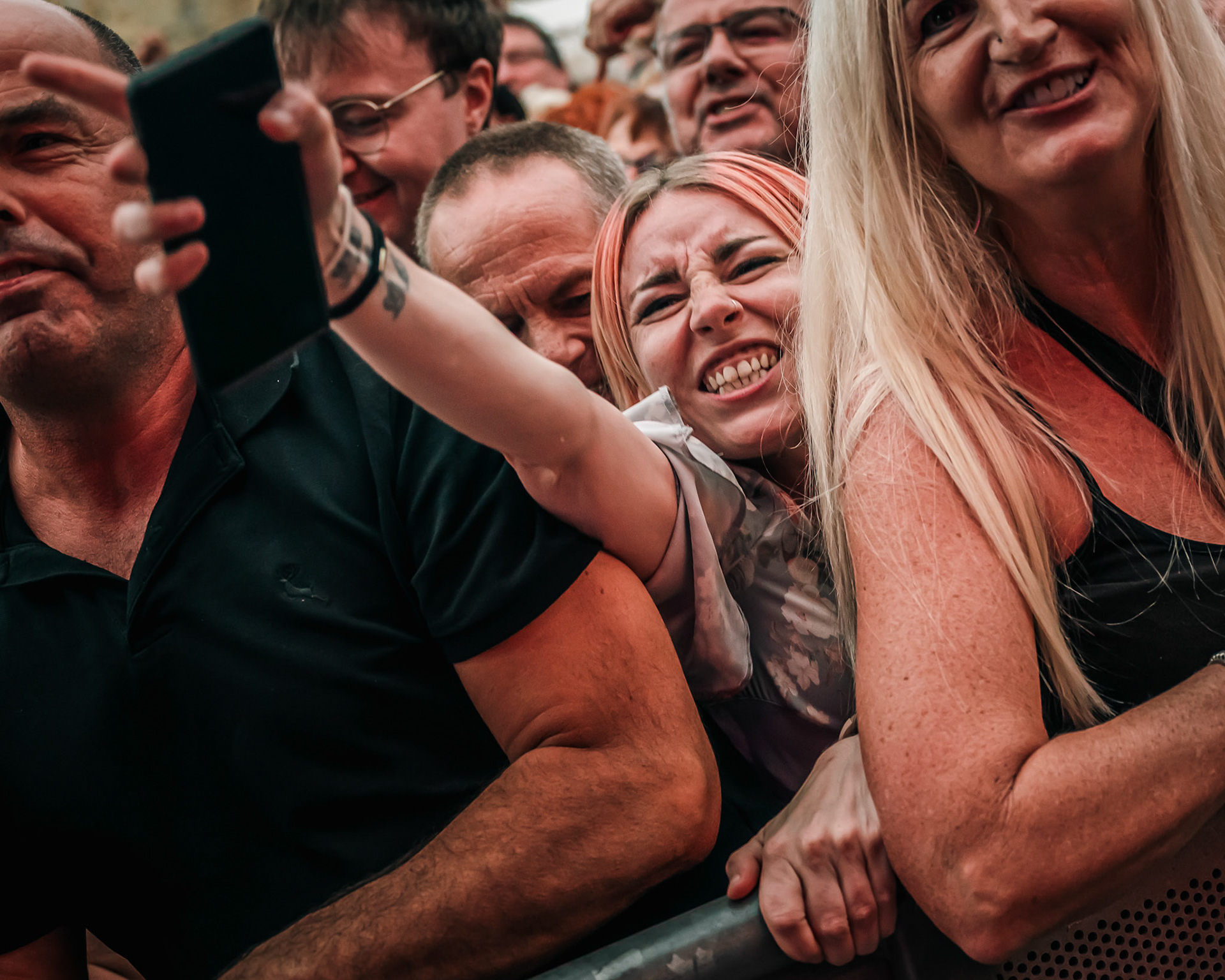 CROWD @ LIVE AT LINCOLN CASTLE