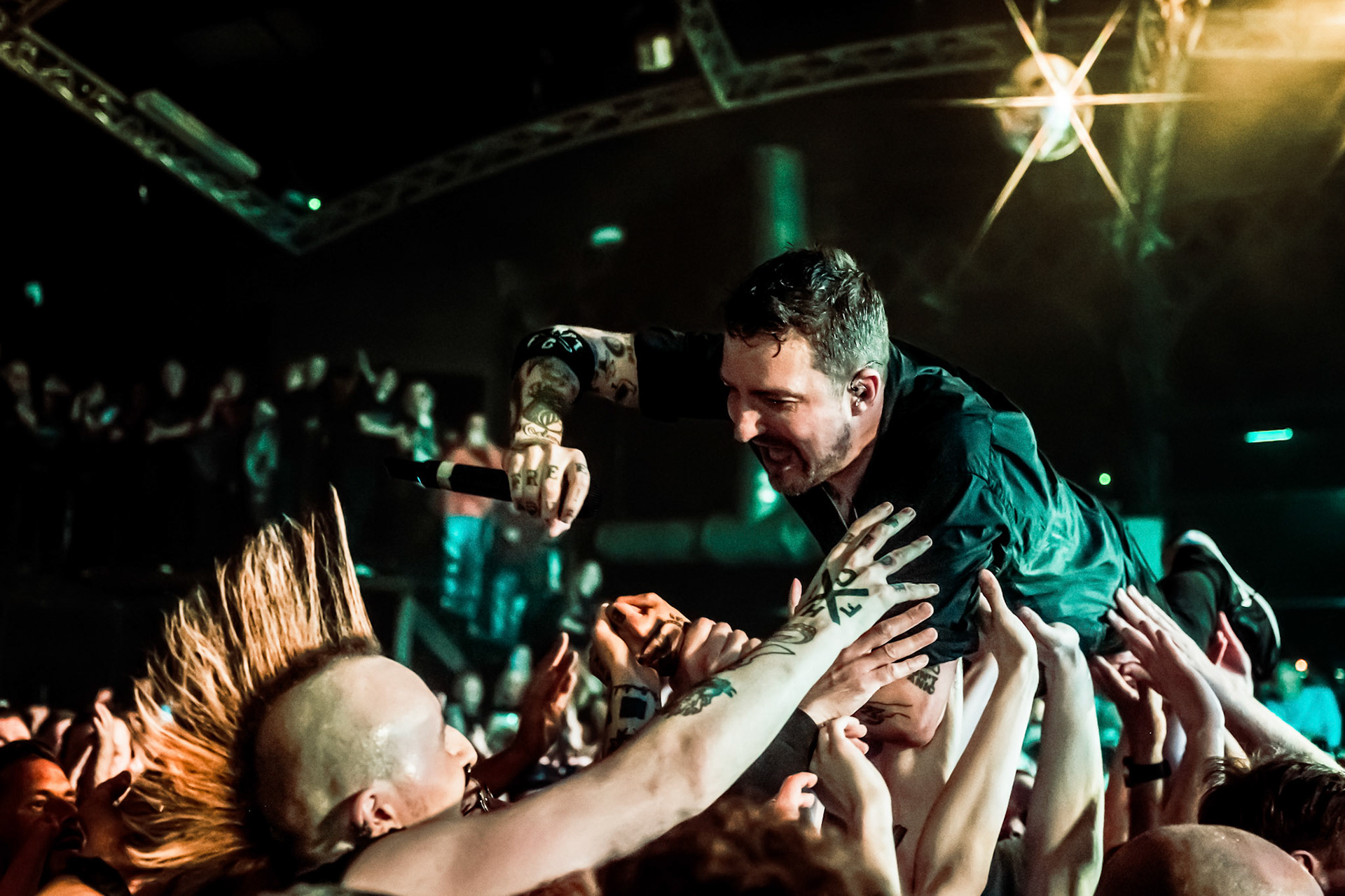 FRANK TURNER