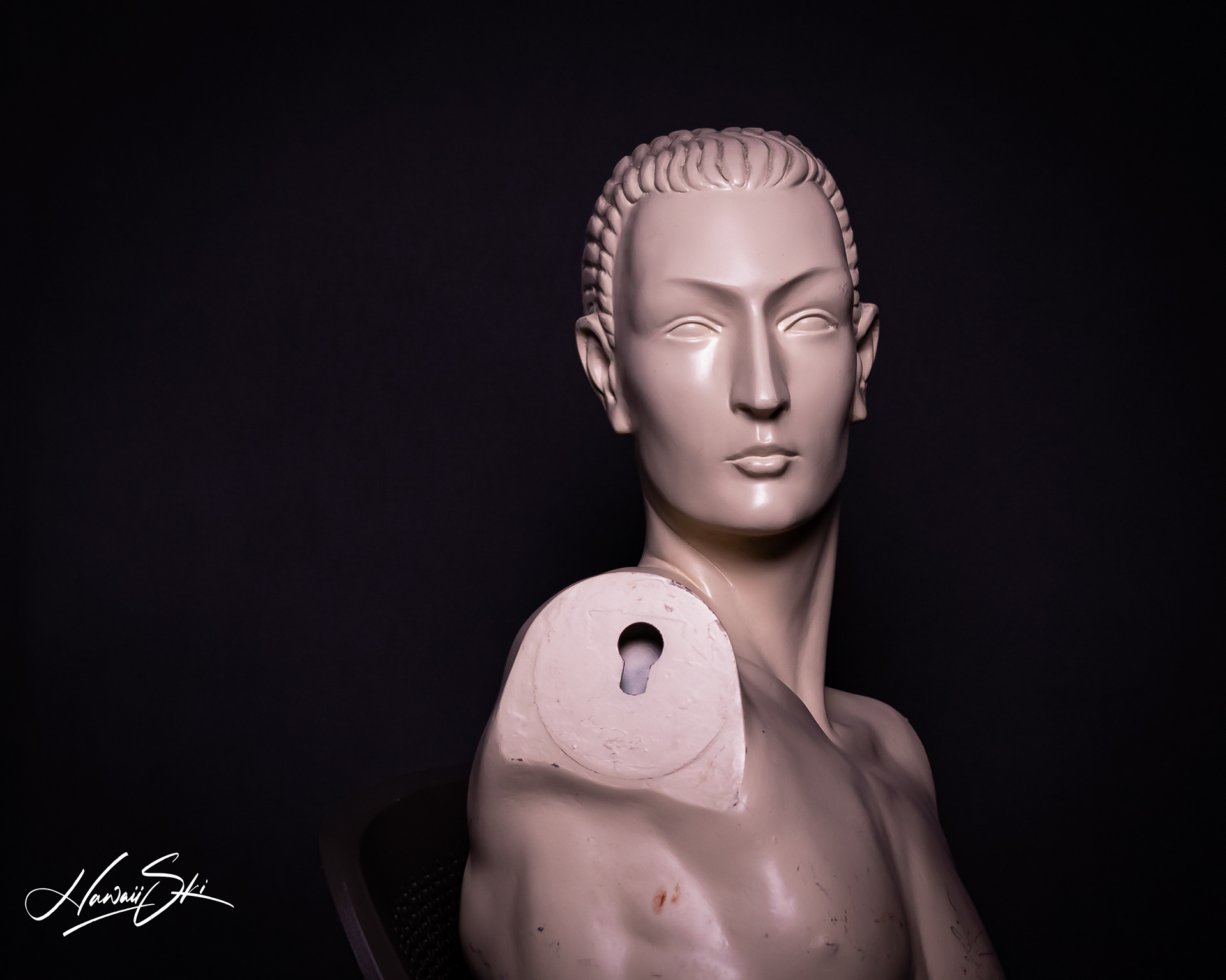 Beauty - Paramount Lighting