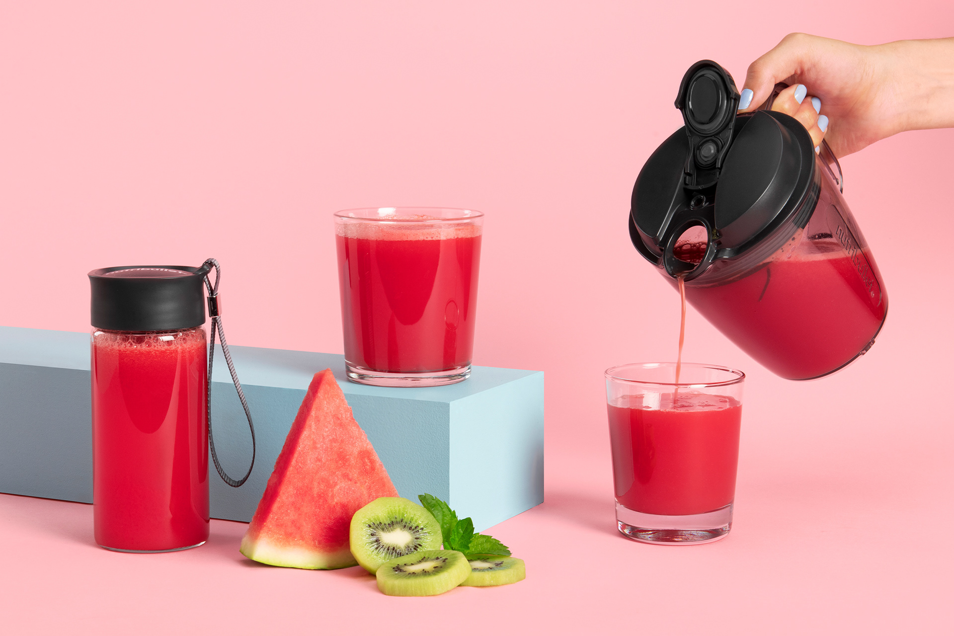 Brett Segall - nutribullet Slow Juicer