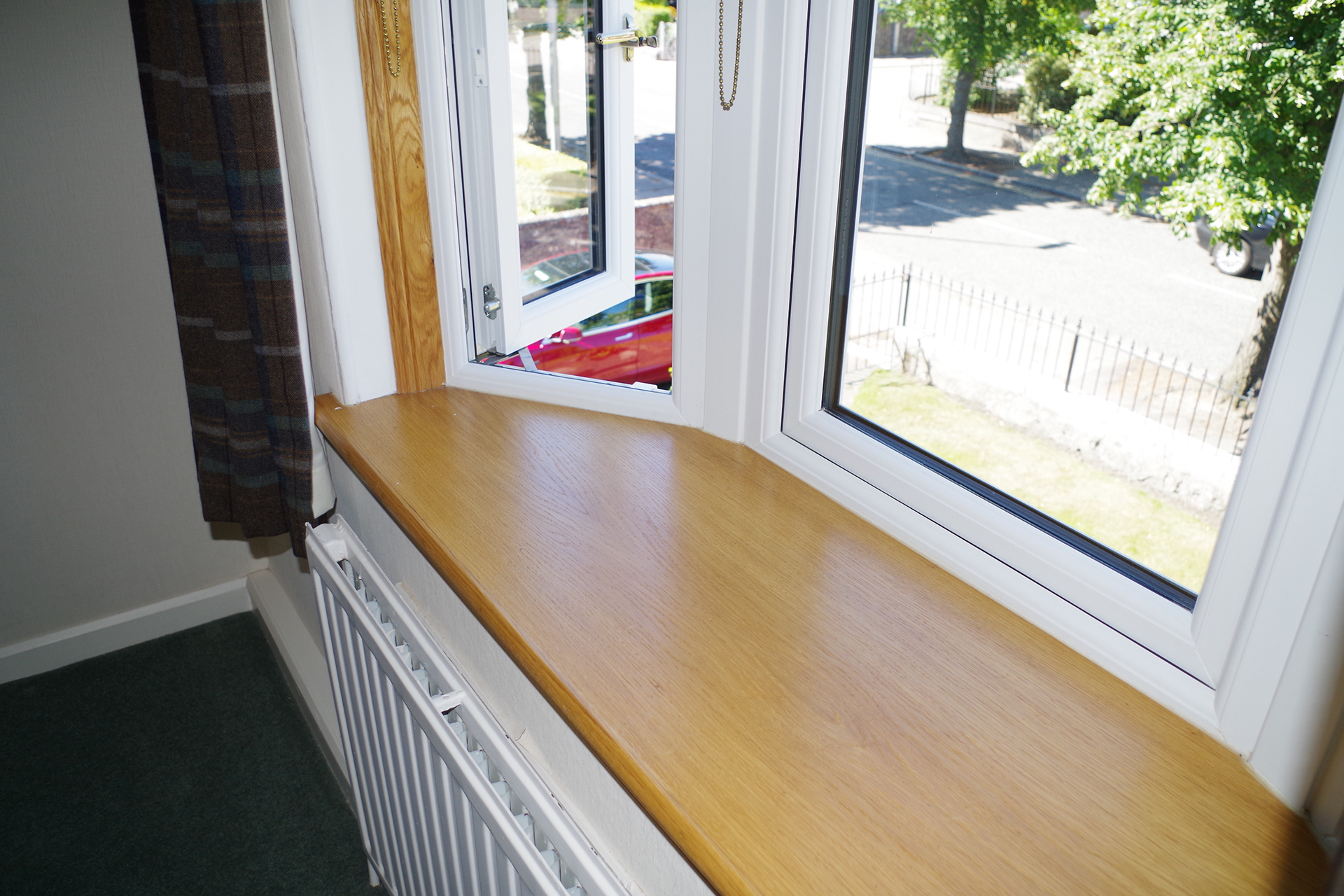 Thermal bridging of bay windows