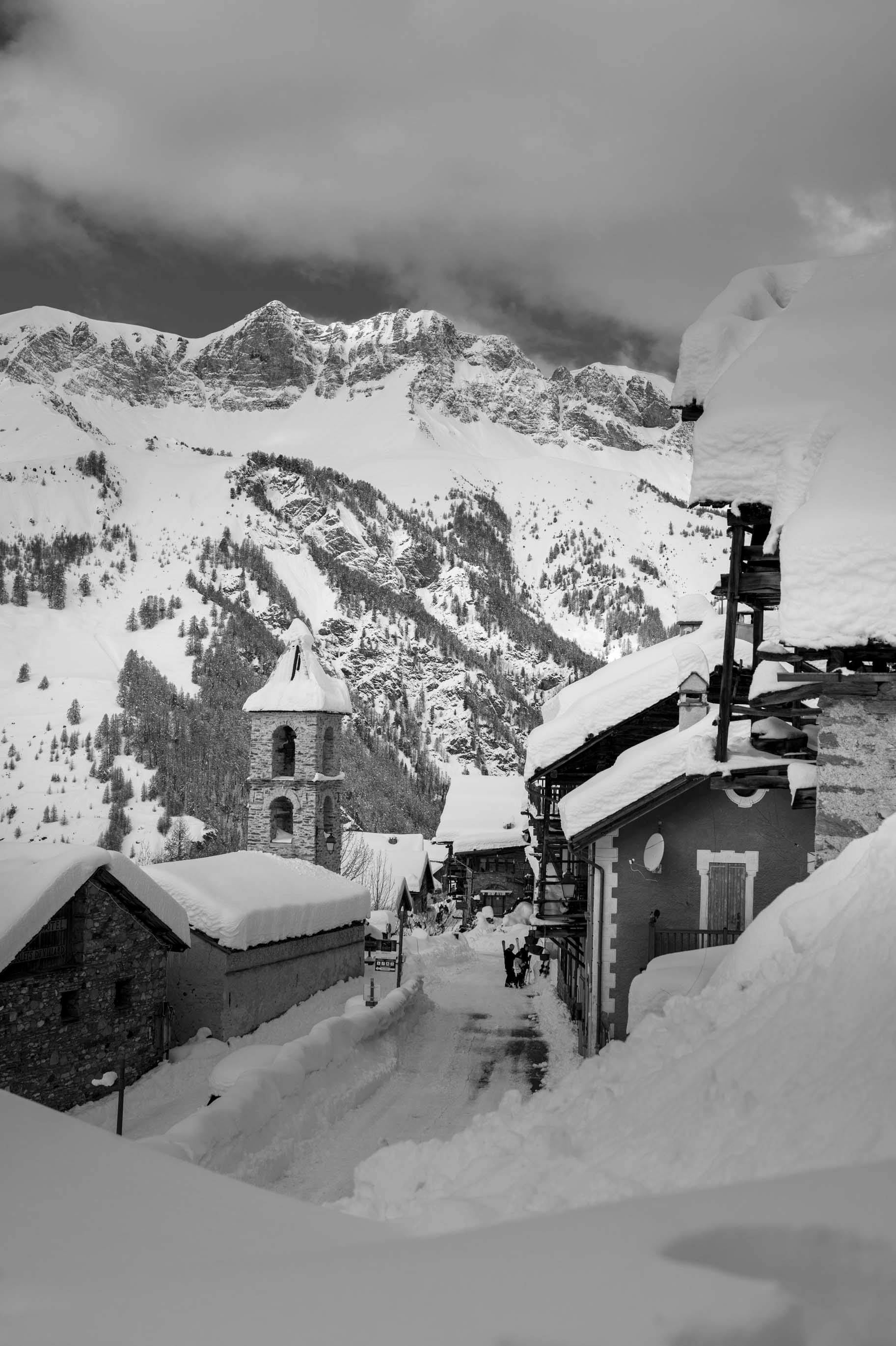 Village de saint Véran Noir et Blanc
