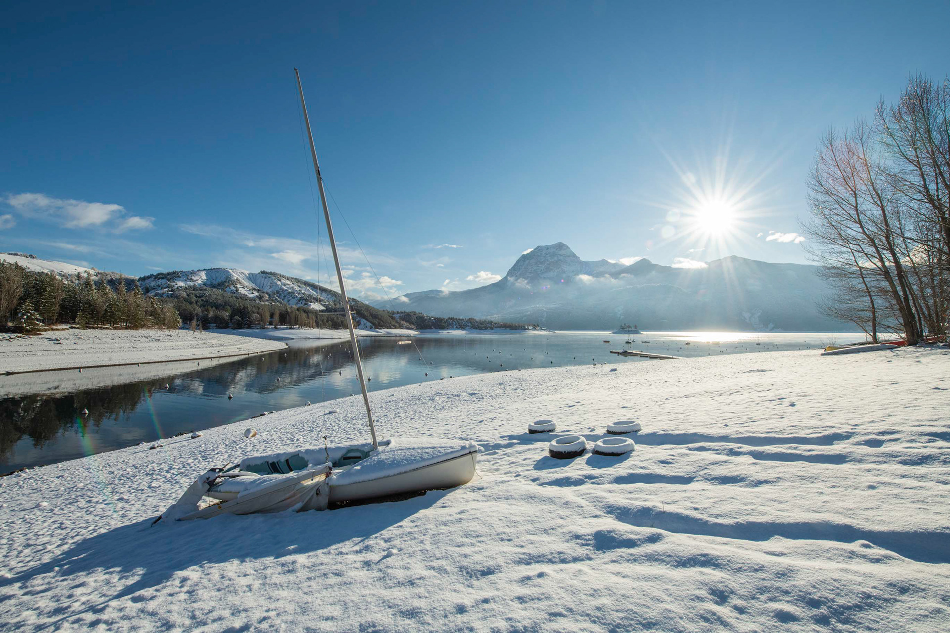 Port de la baie saint michel en hiver