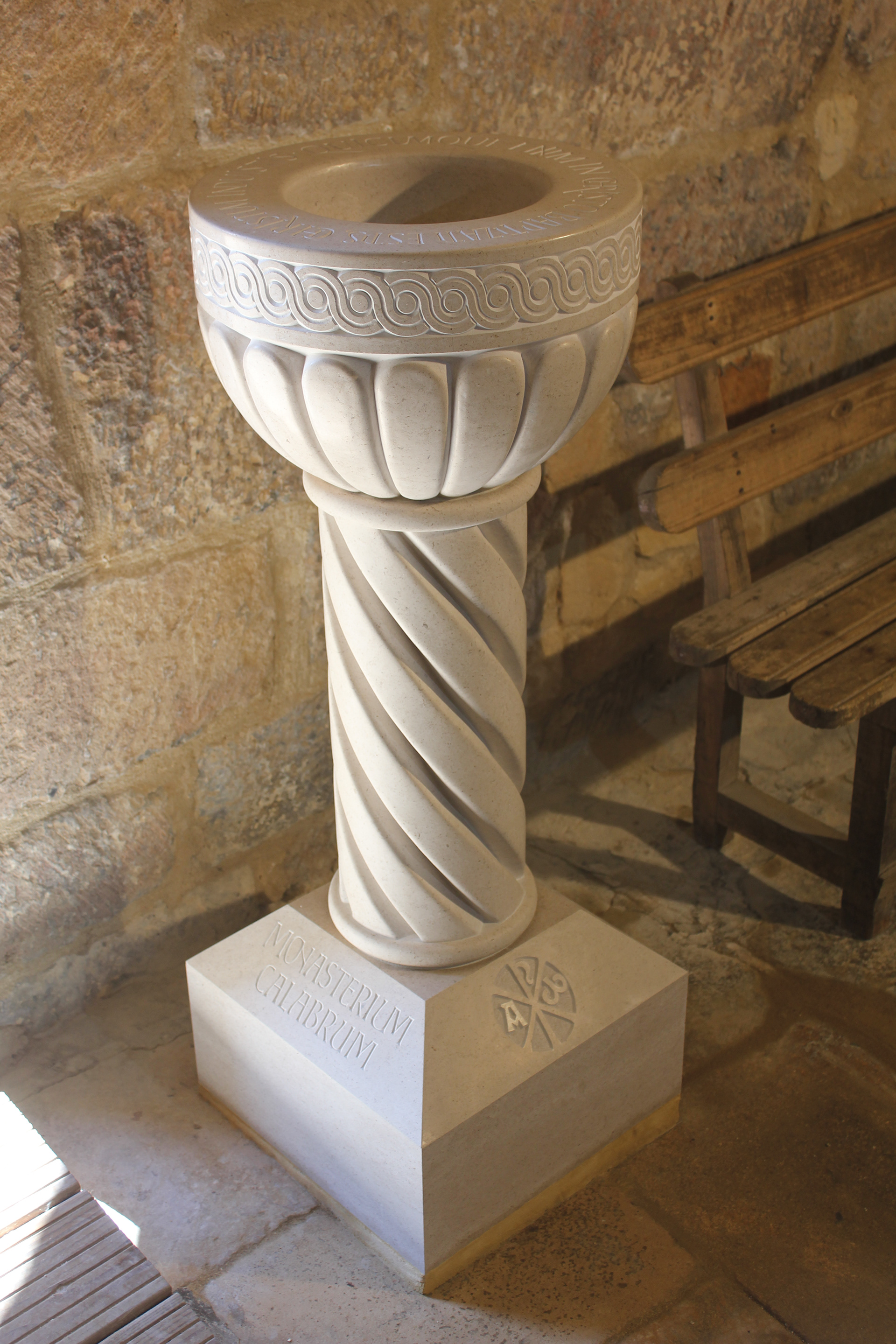 À l'église de Calviac-en-Périgord 24