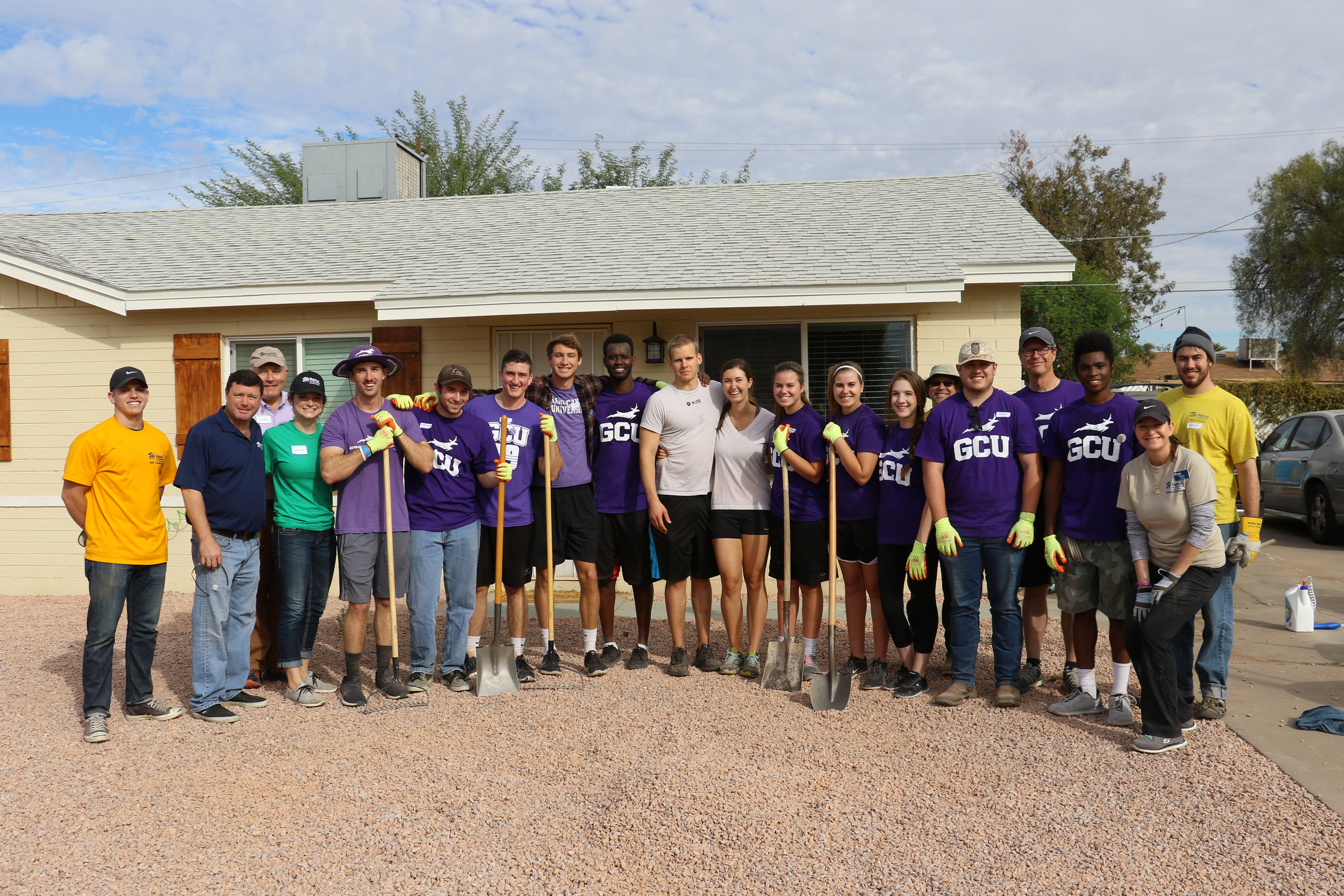 Serve the City volunteer event
