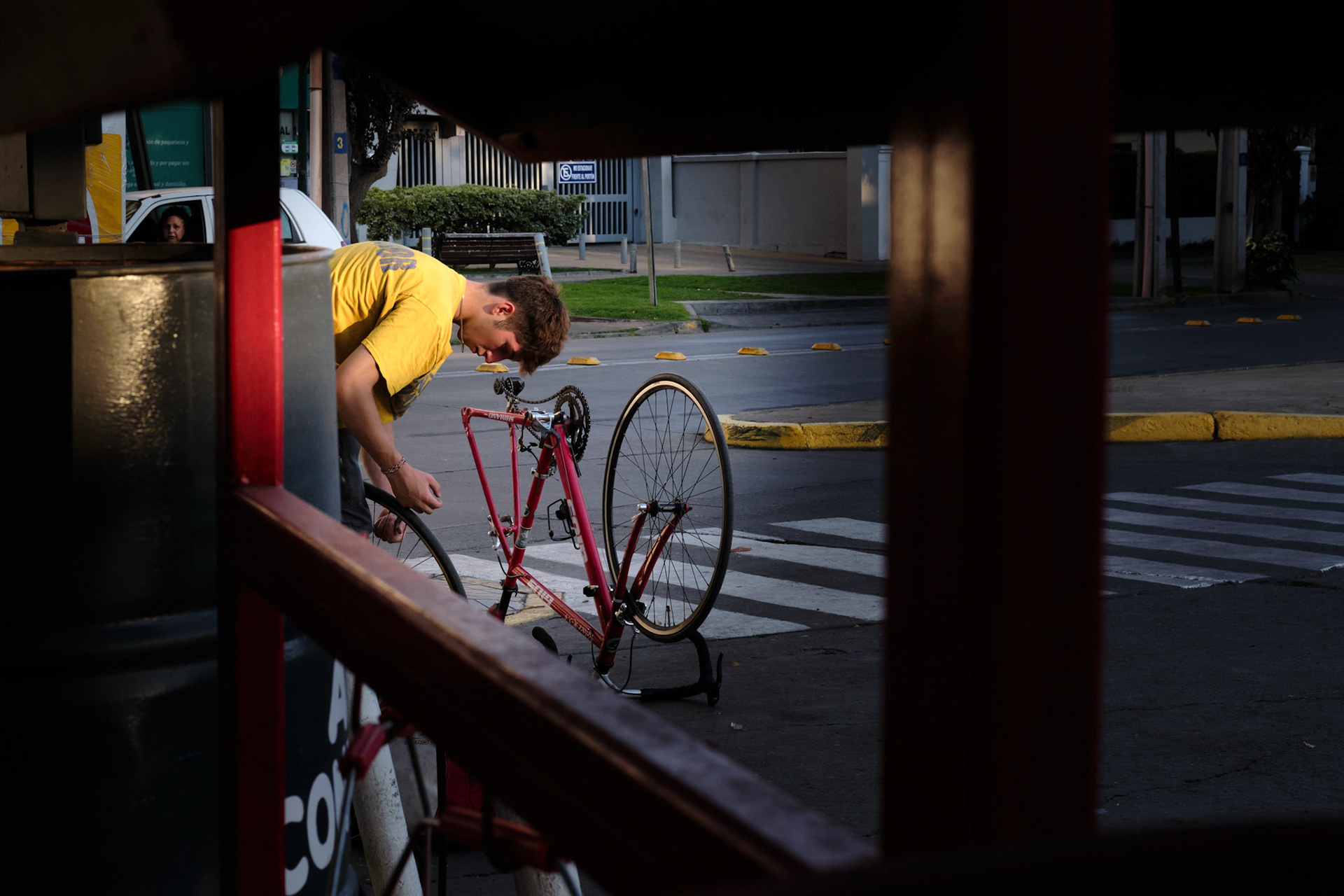 Armado Bullitt amarillo