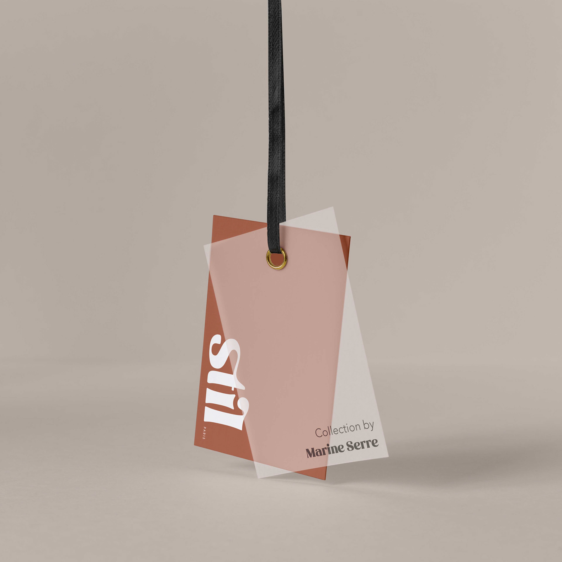 Étiquette vêtement avec le designer