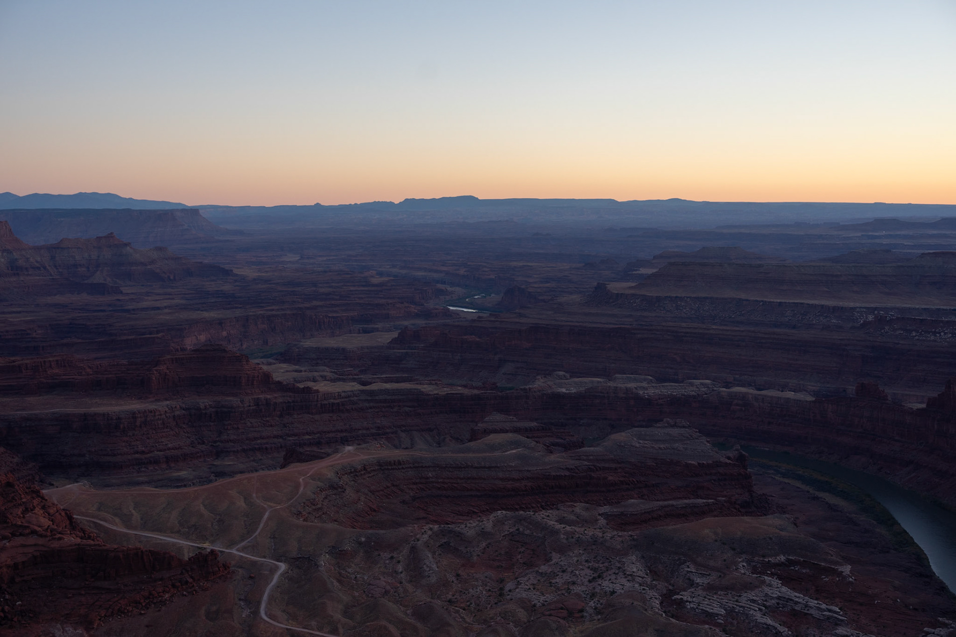 Looking south from Dead Horse Point