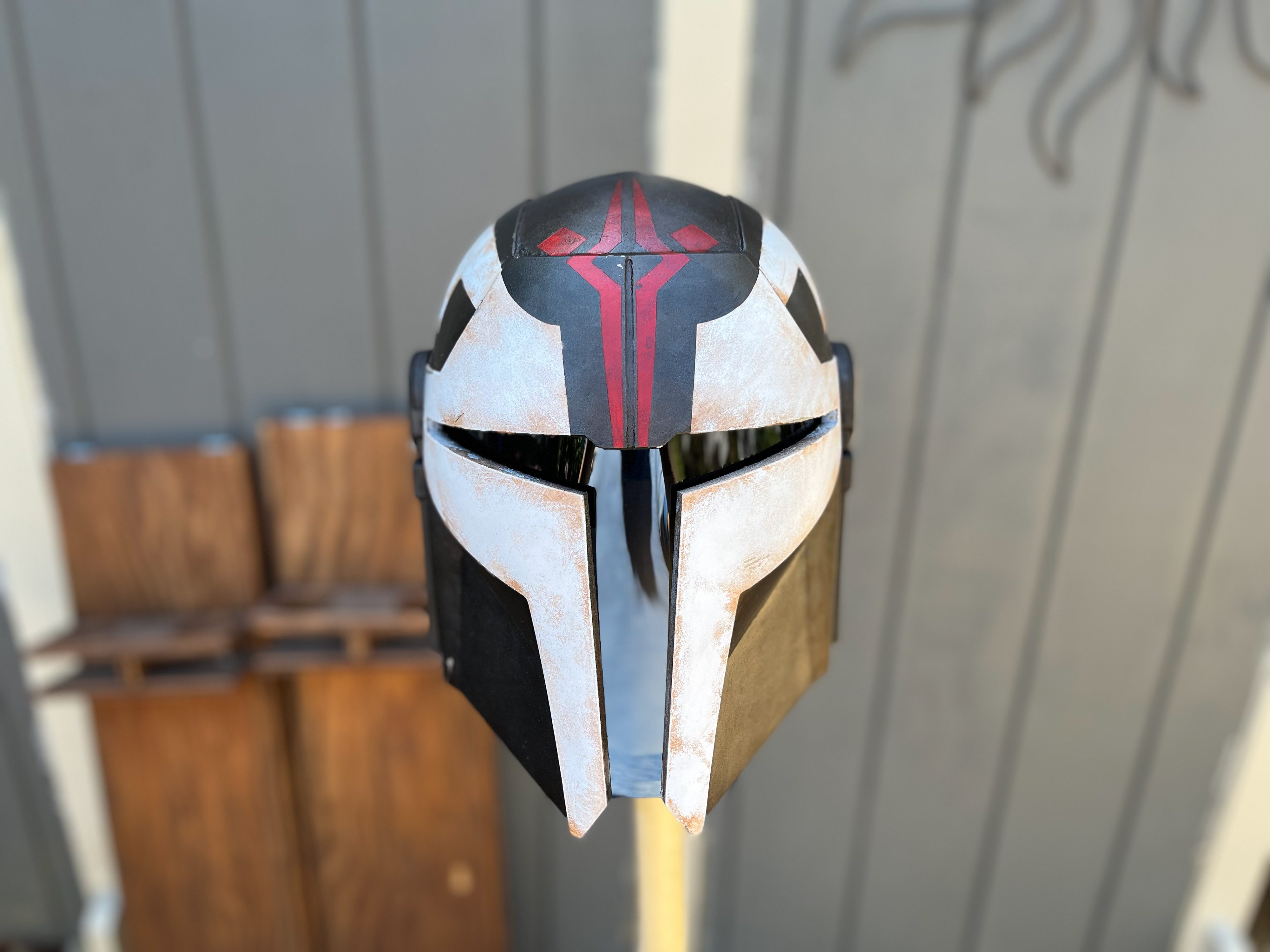 3D Printed Mandalorian helmet. Digital files from AlterEgoArmory. Jul 2023.