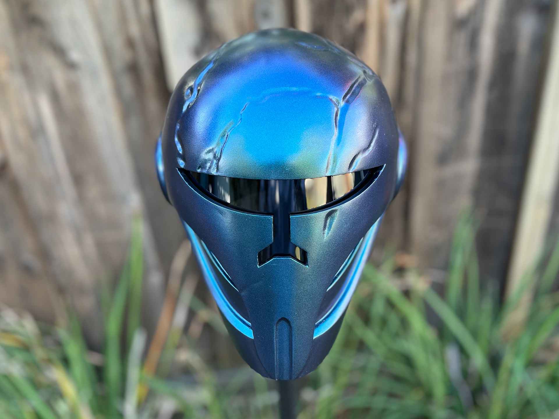 3D Printed Lord Momin helmet. Finished with galaxy blue paint. Nov 2023.