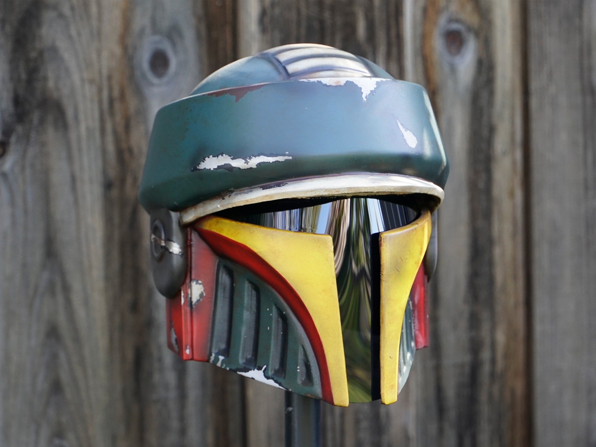 3D printed Endor Commando Mandalorian helmet. Apr 2025.