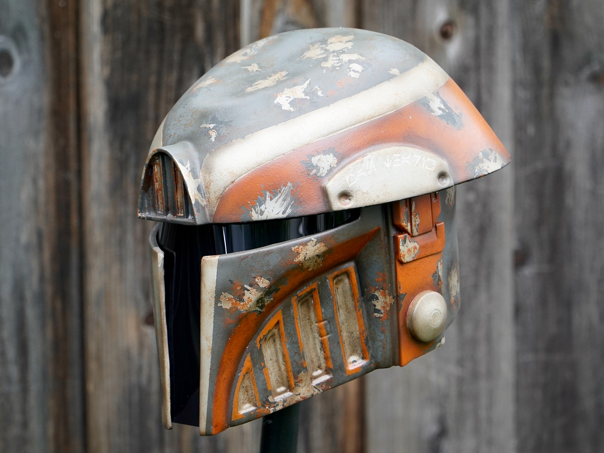 3D printed custom Mandalorian helmet. Mar 2025.