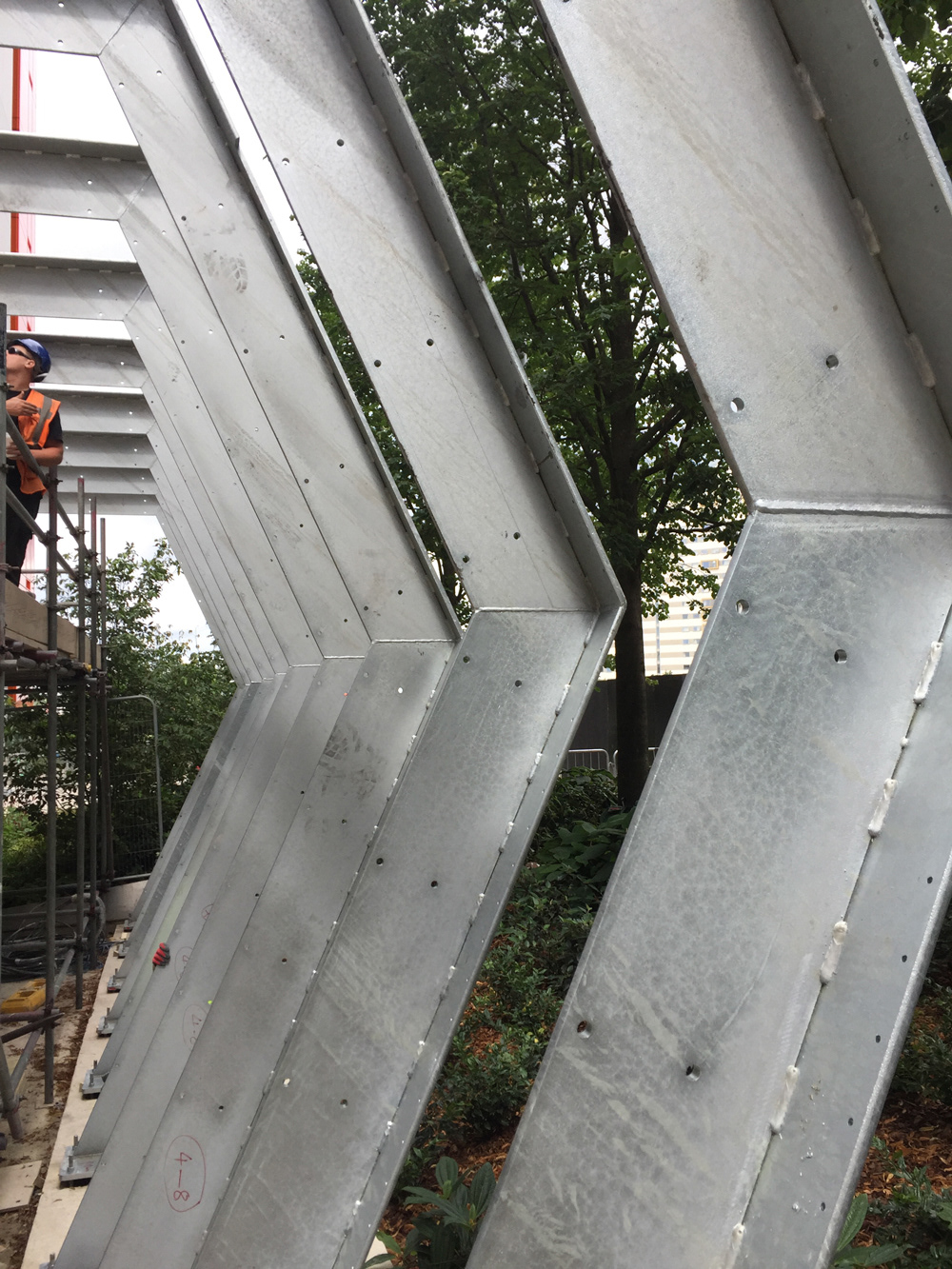 installation of the galvanised structure