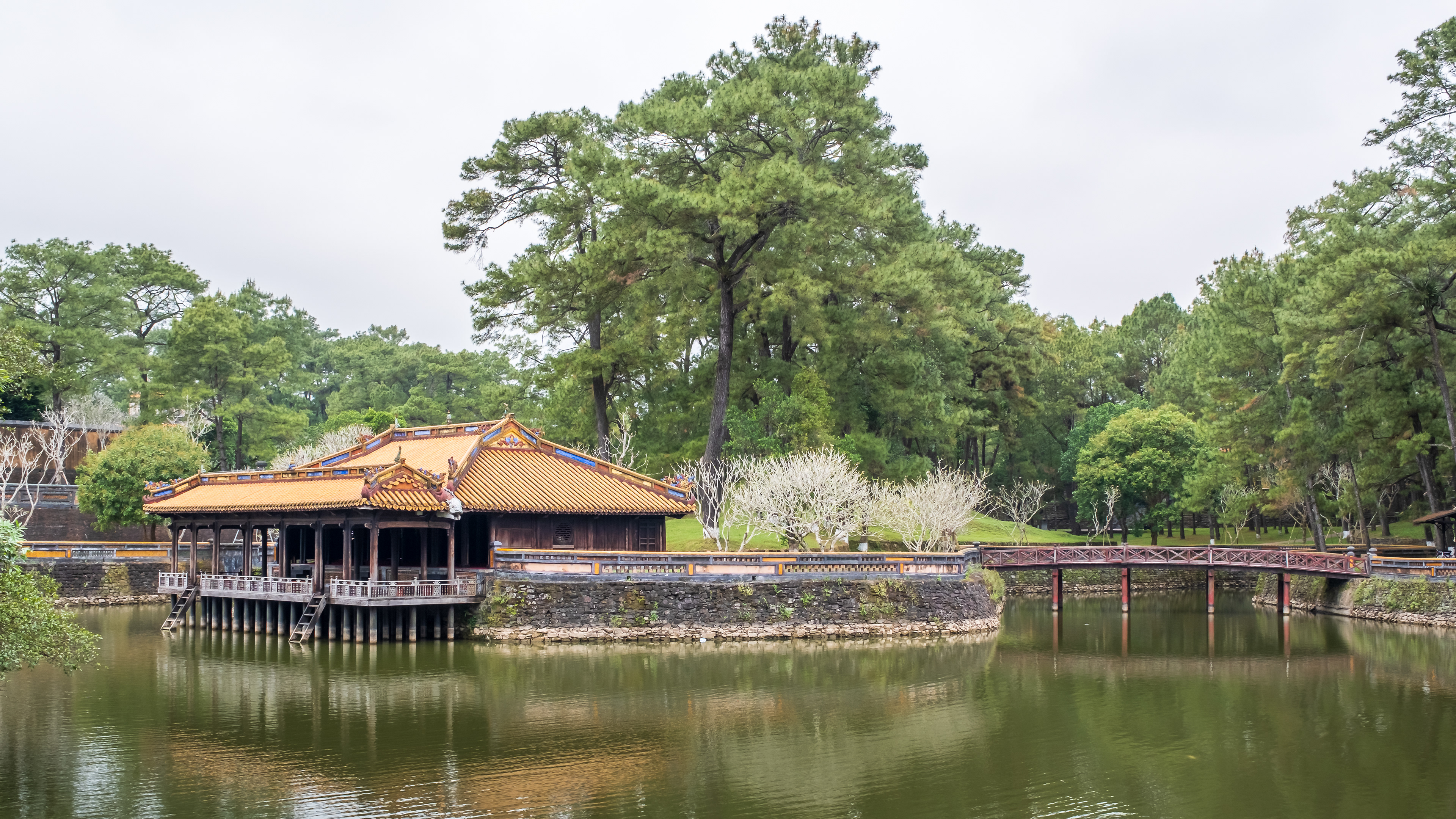 Xung Khiem Pavilion / Luu Khiem lake, Hue, Vietnam, April 2023