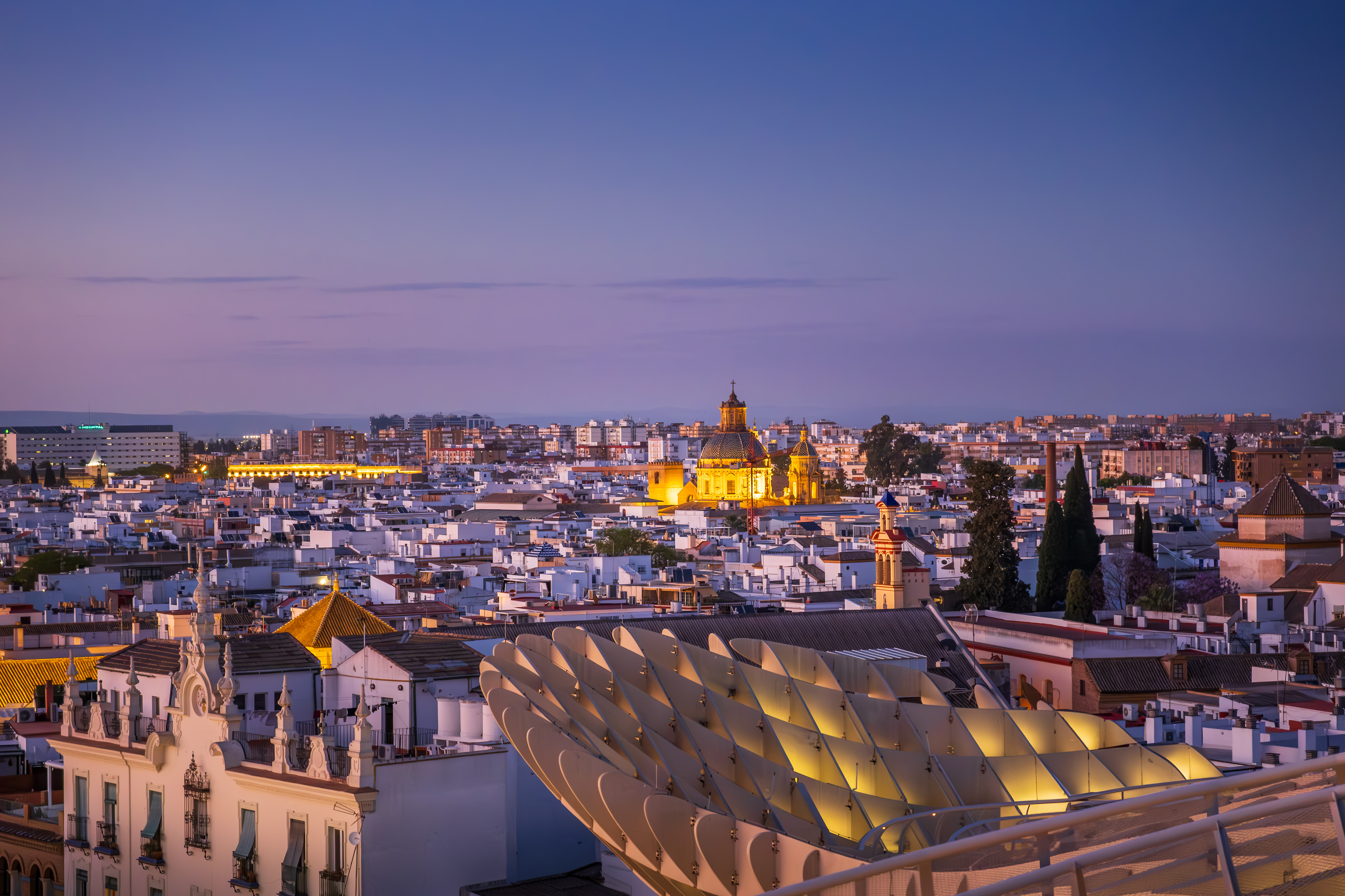 Blue Hour / Seville, Spain, May 2024