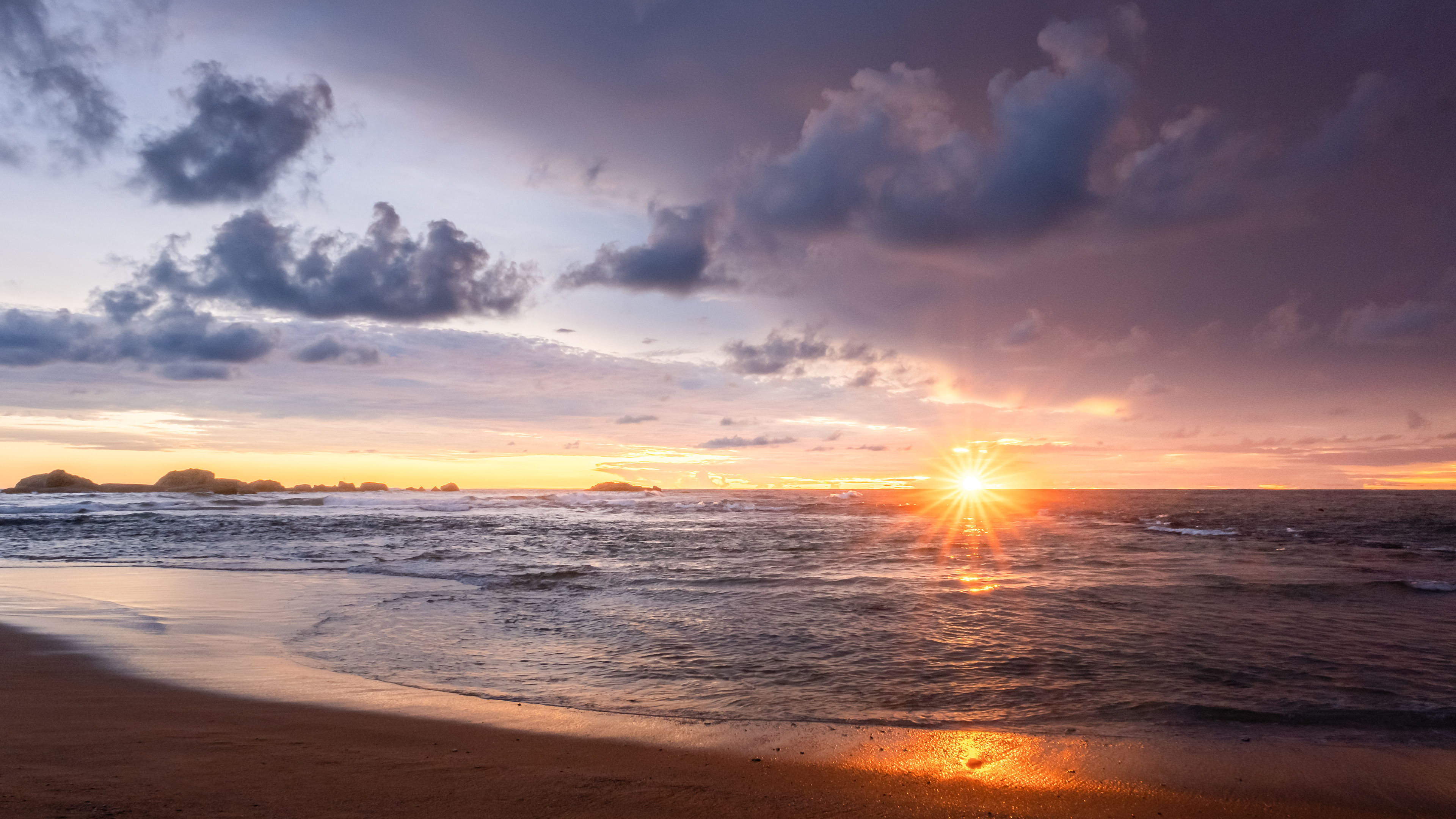 Beach sunset - Hikkaduwa, Sri Lanka. April 2022