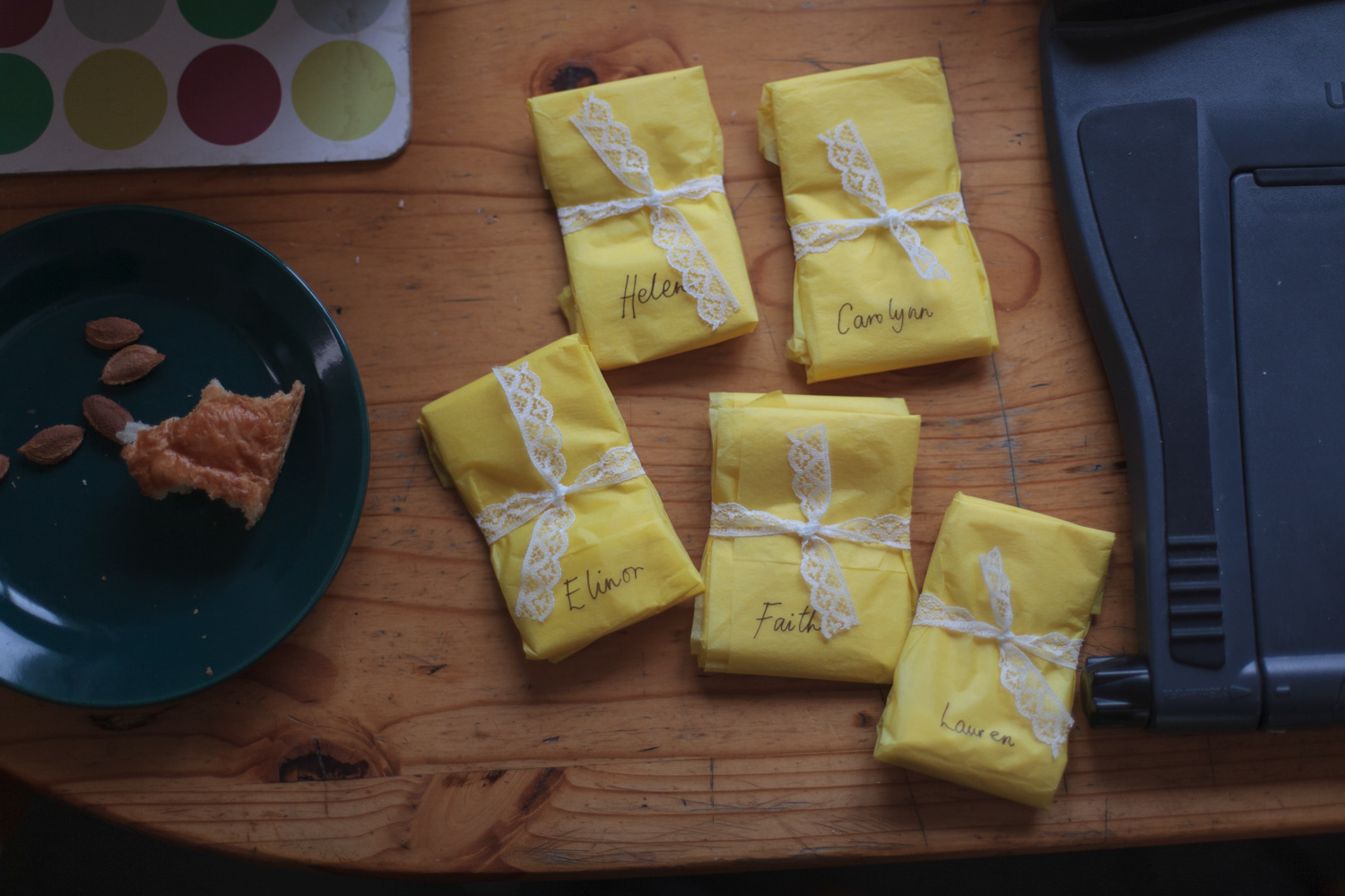wedding photography, bridesmaids favours gift wrapped