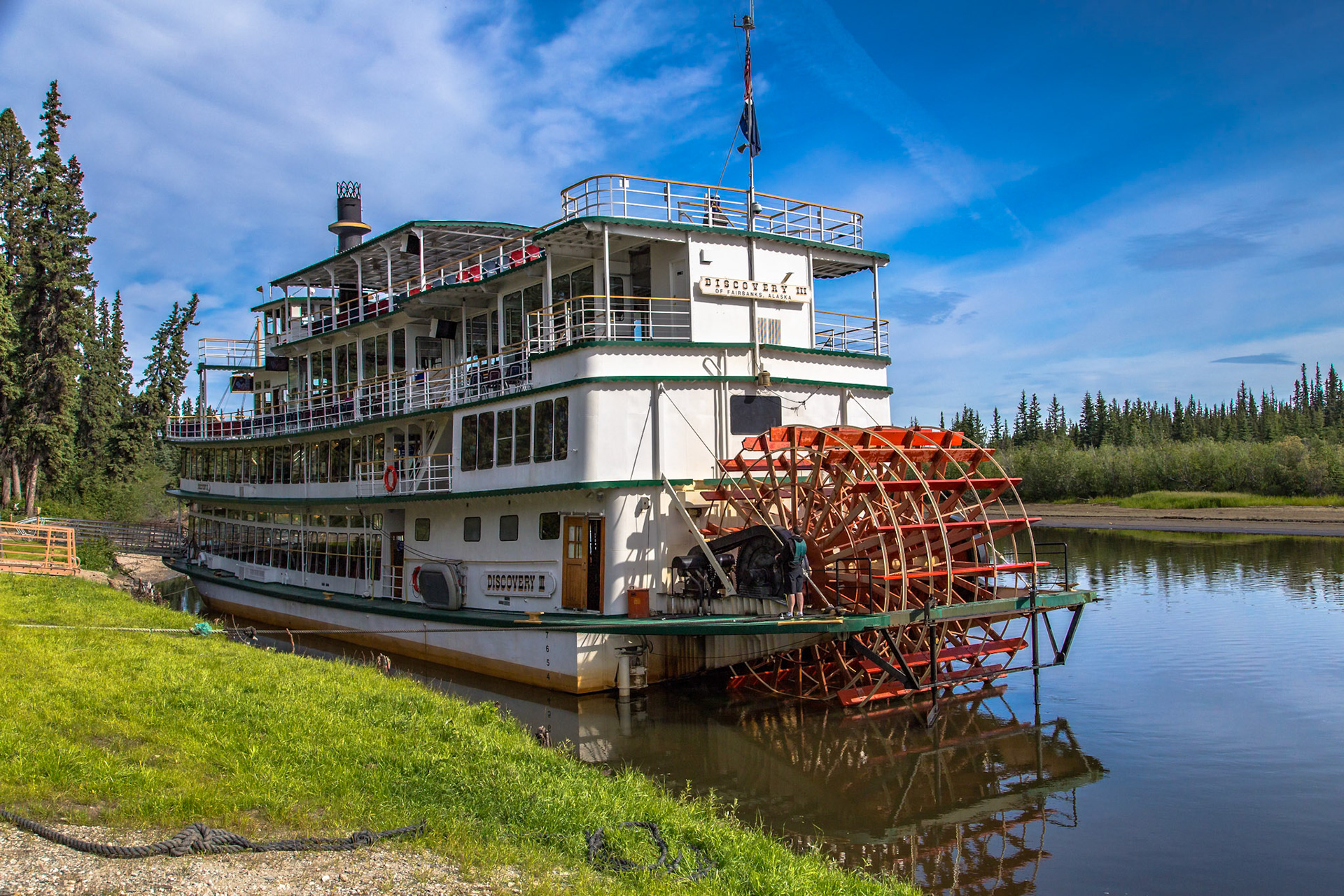 Stearnwheeler Discovery
