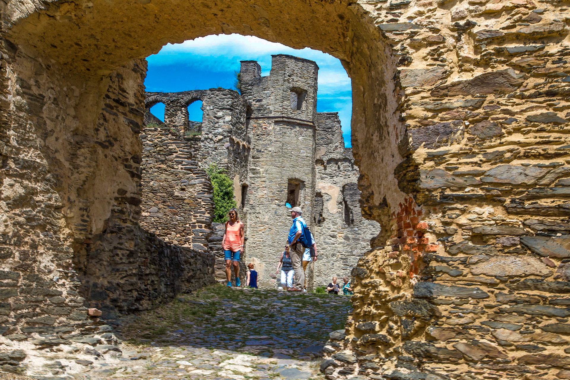 Destroyed in 1245 By the French.